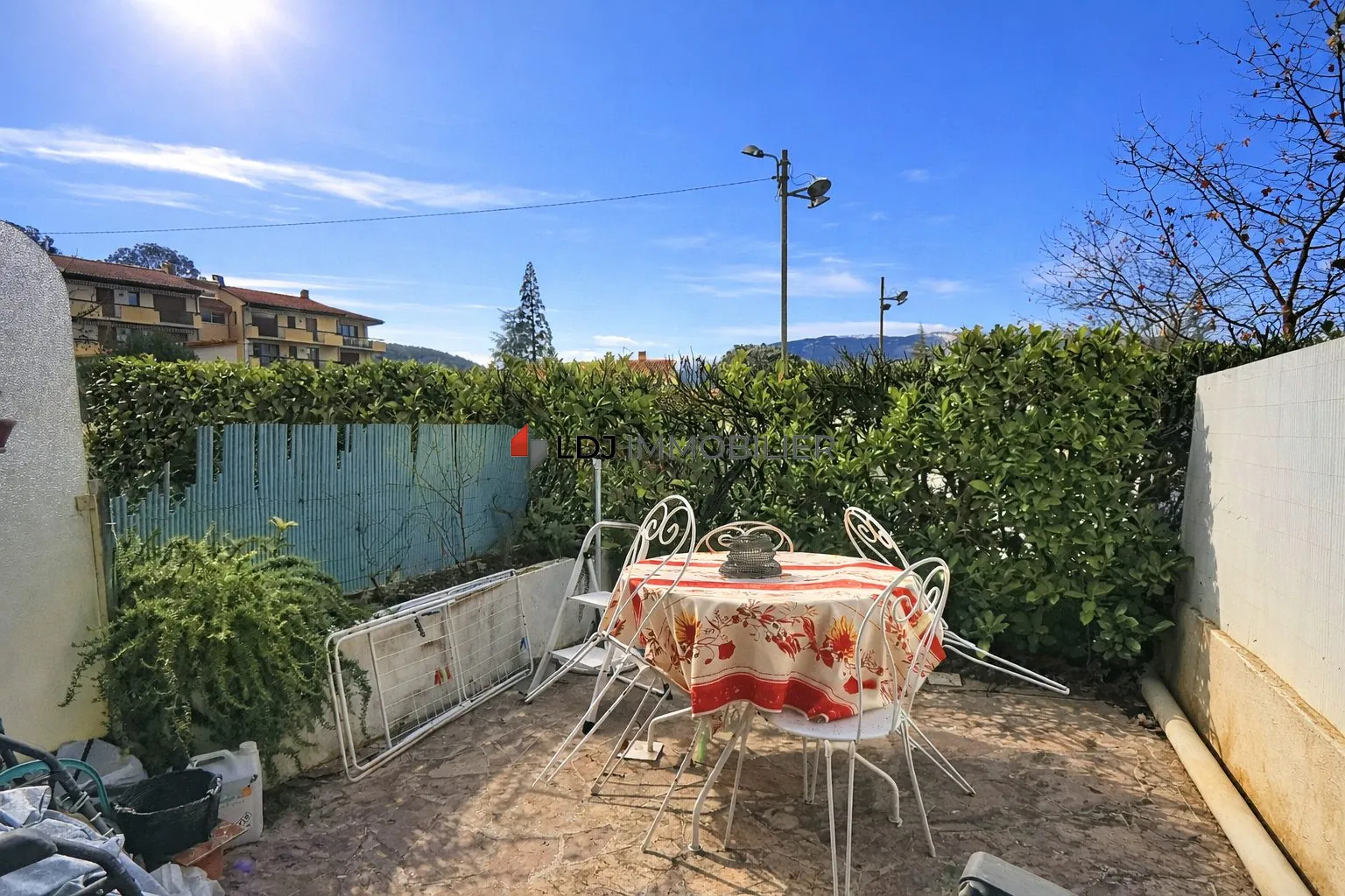 Studio de 27m² avec grande terrasse à Vernet-les-Bains, idéal investissement ou résidence secondaire