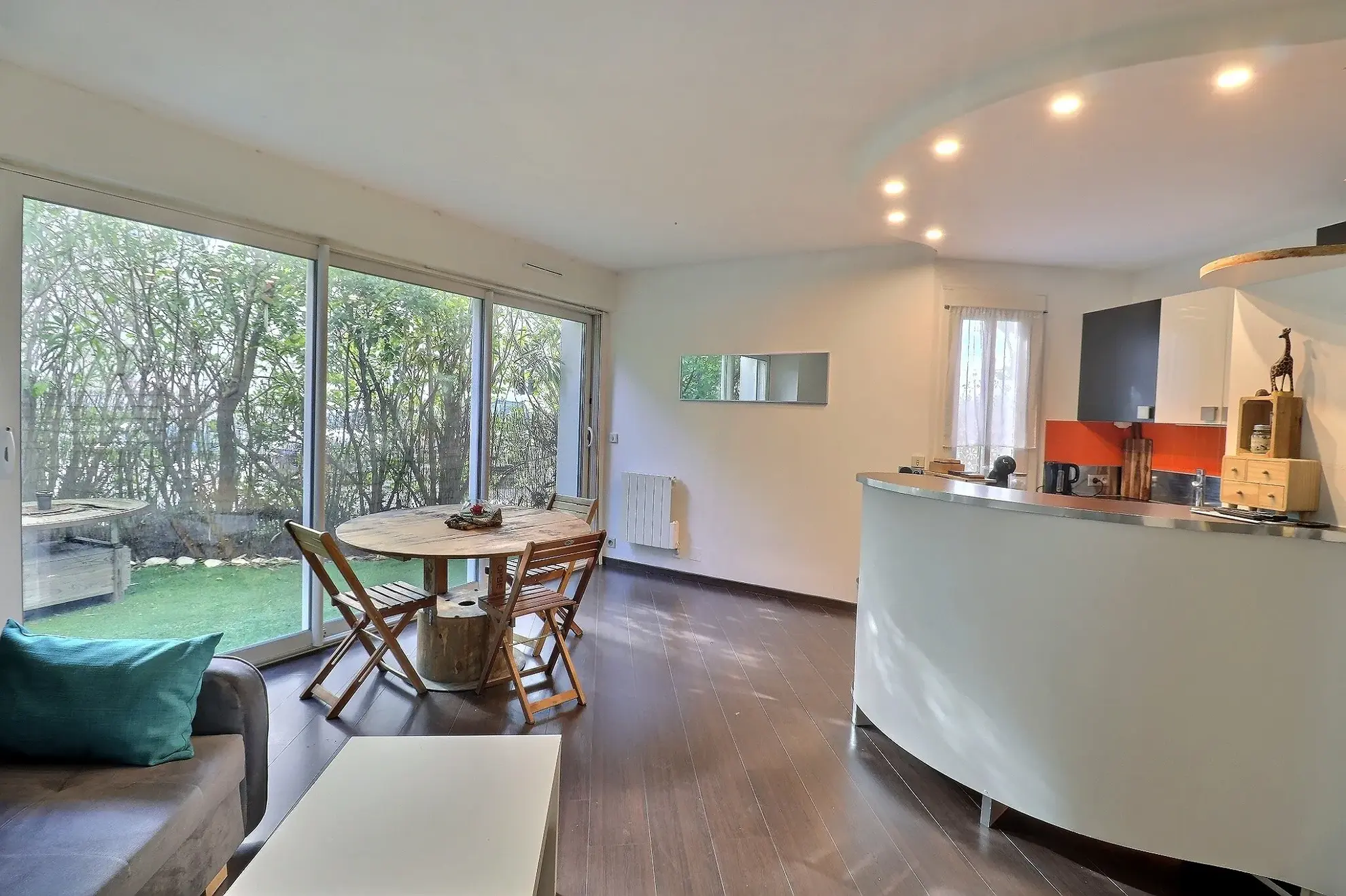 Vente appartement T2 à Montpellier Hôpitaux-Facultés 34090 avec parking