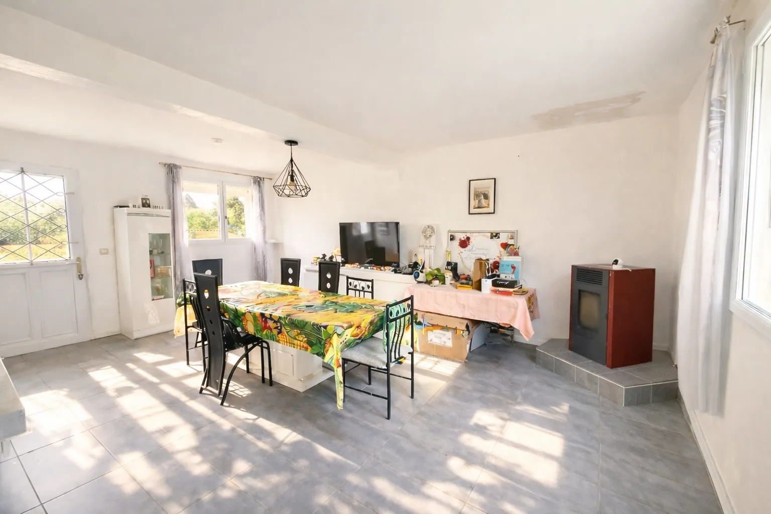 Charmante maison de 80 m² avec piscine et terrain clos à Rebais 