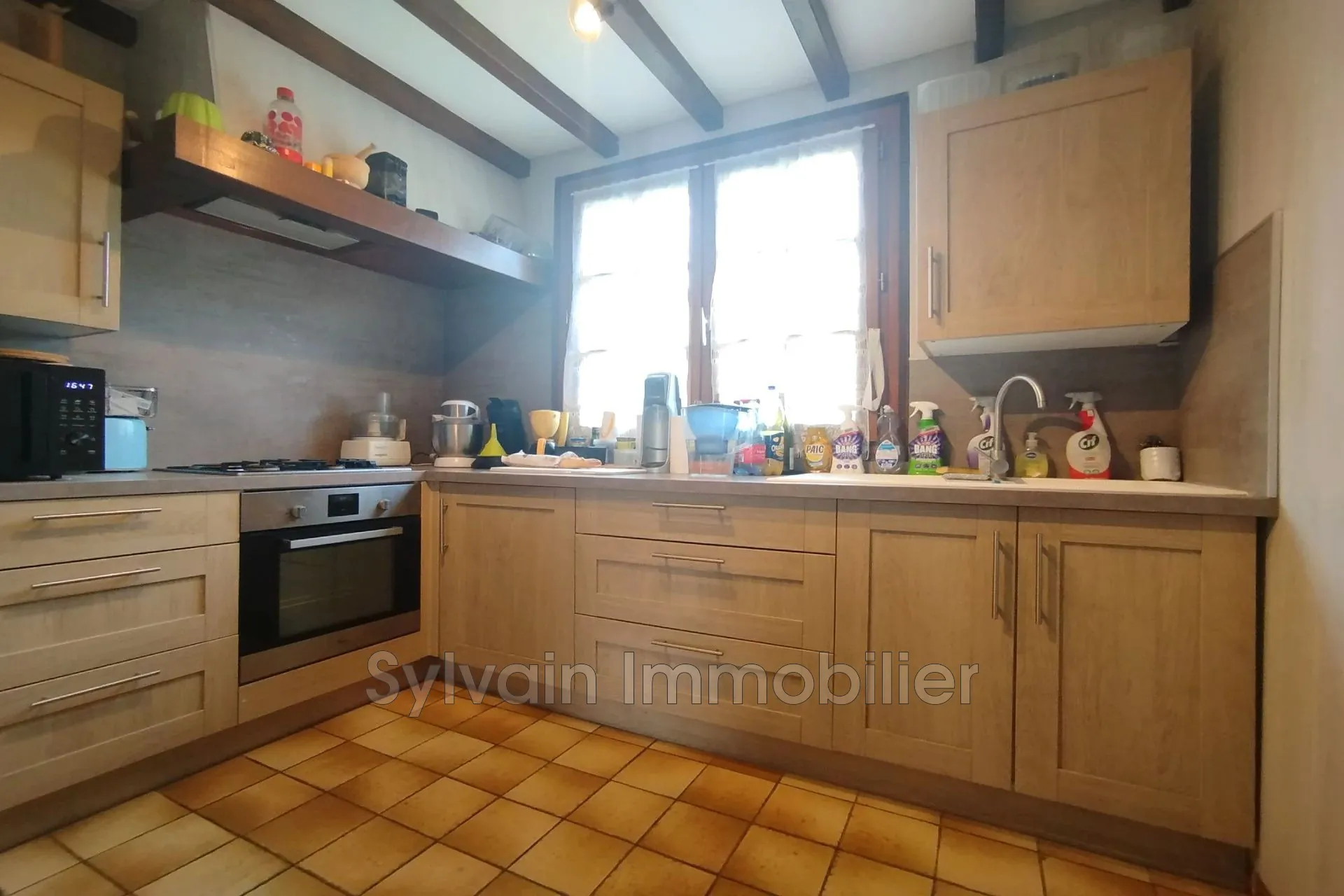 Charmant pavillon de plain-pied à Gaillefontaine avec terrain de 2675 m² 