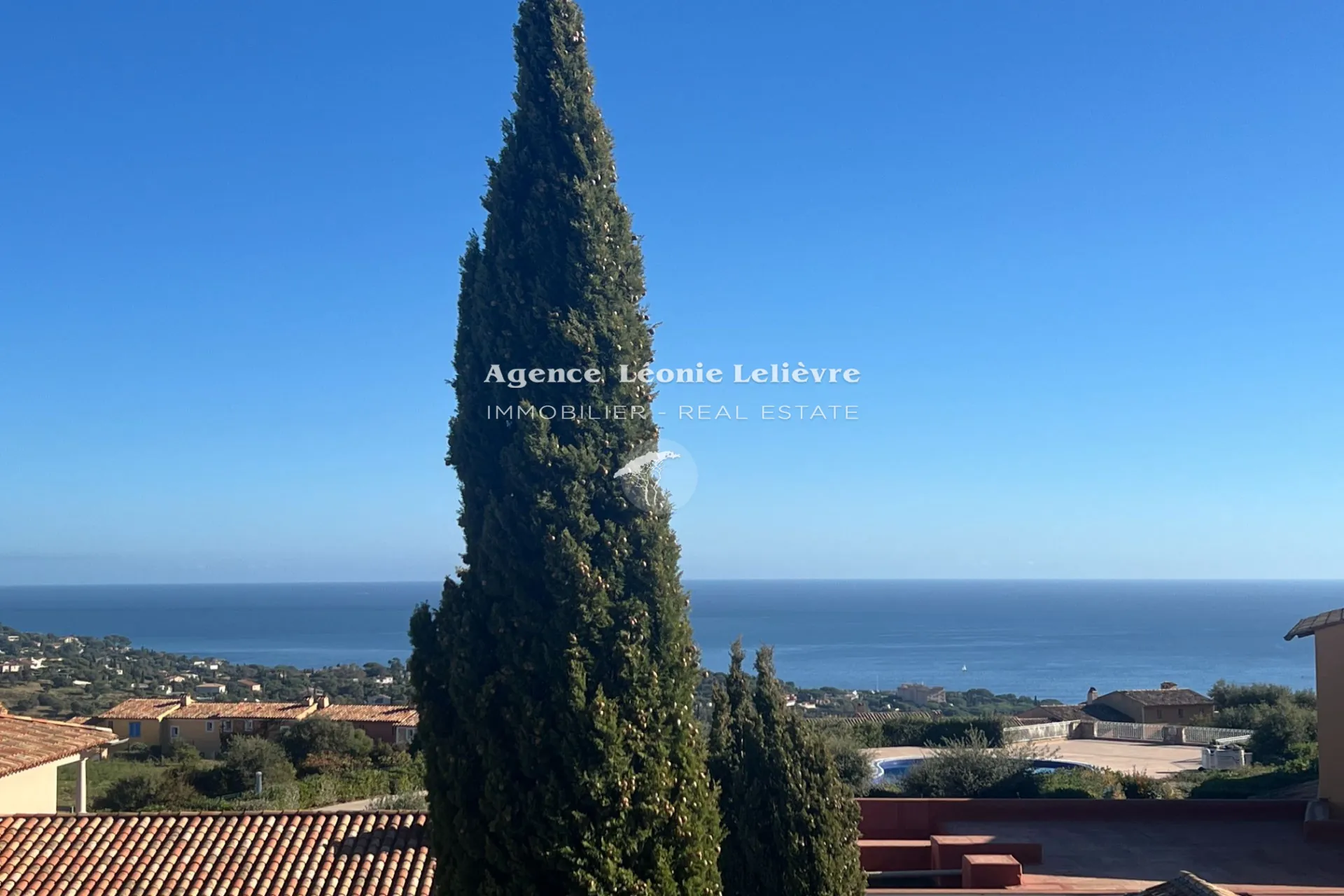 Appartement T2 avec vue mer aux Issambres - Piscine et parking