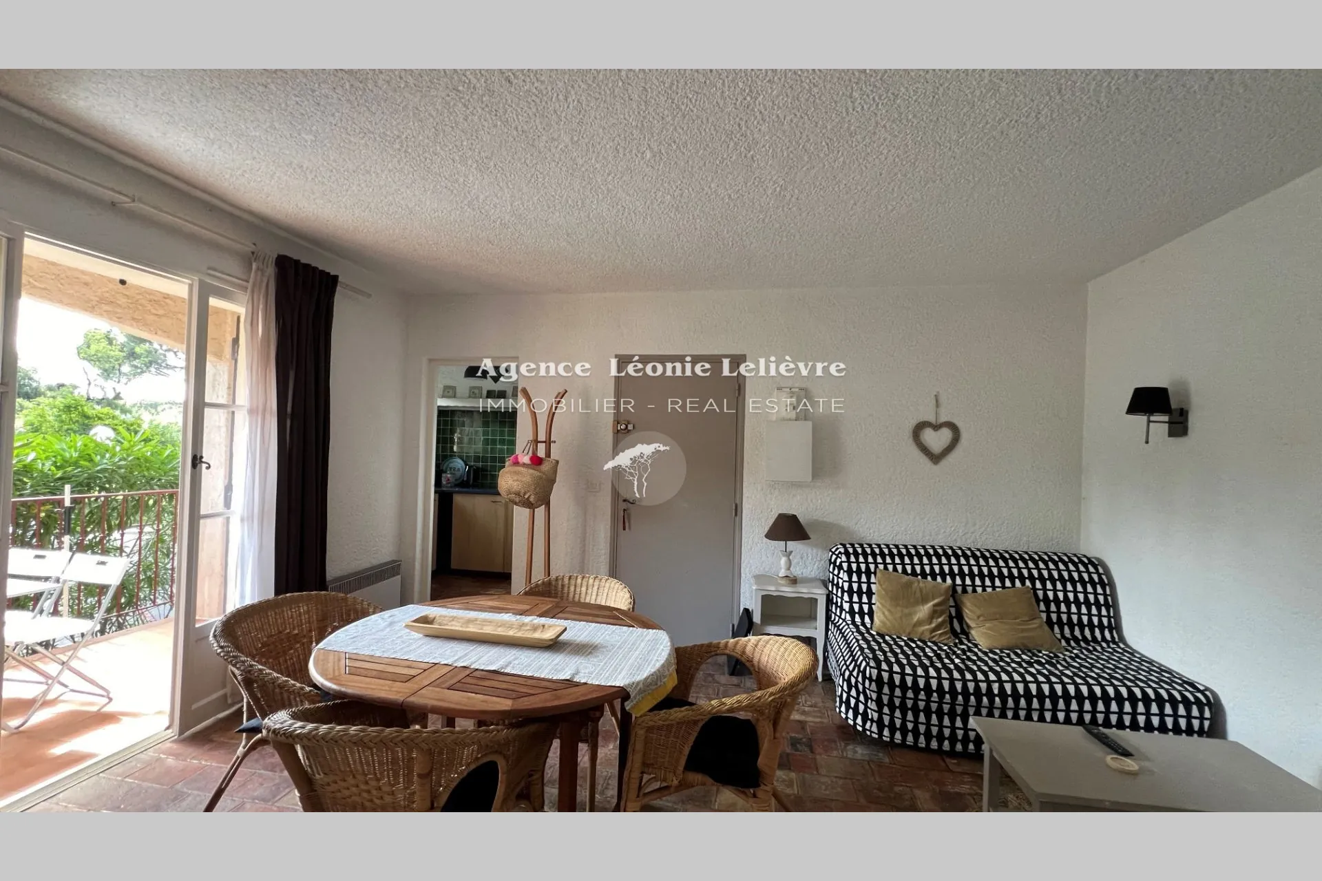 Appartement 2 pièces avec terrasse, piscine et parking aux Issambres 