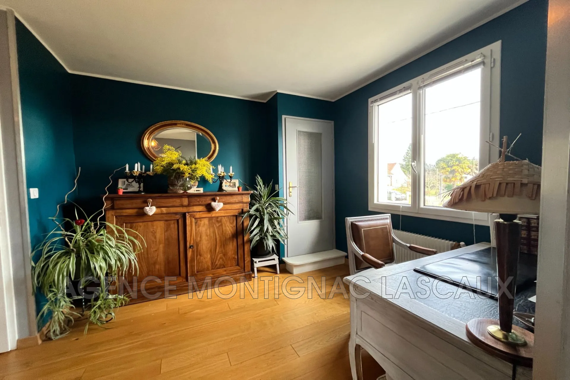 Maison familiale rénovée de 149 m² à Montignac-Lascaux avec jardin 