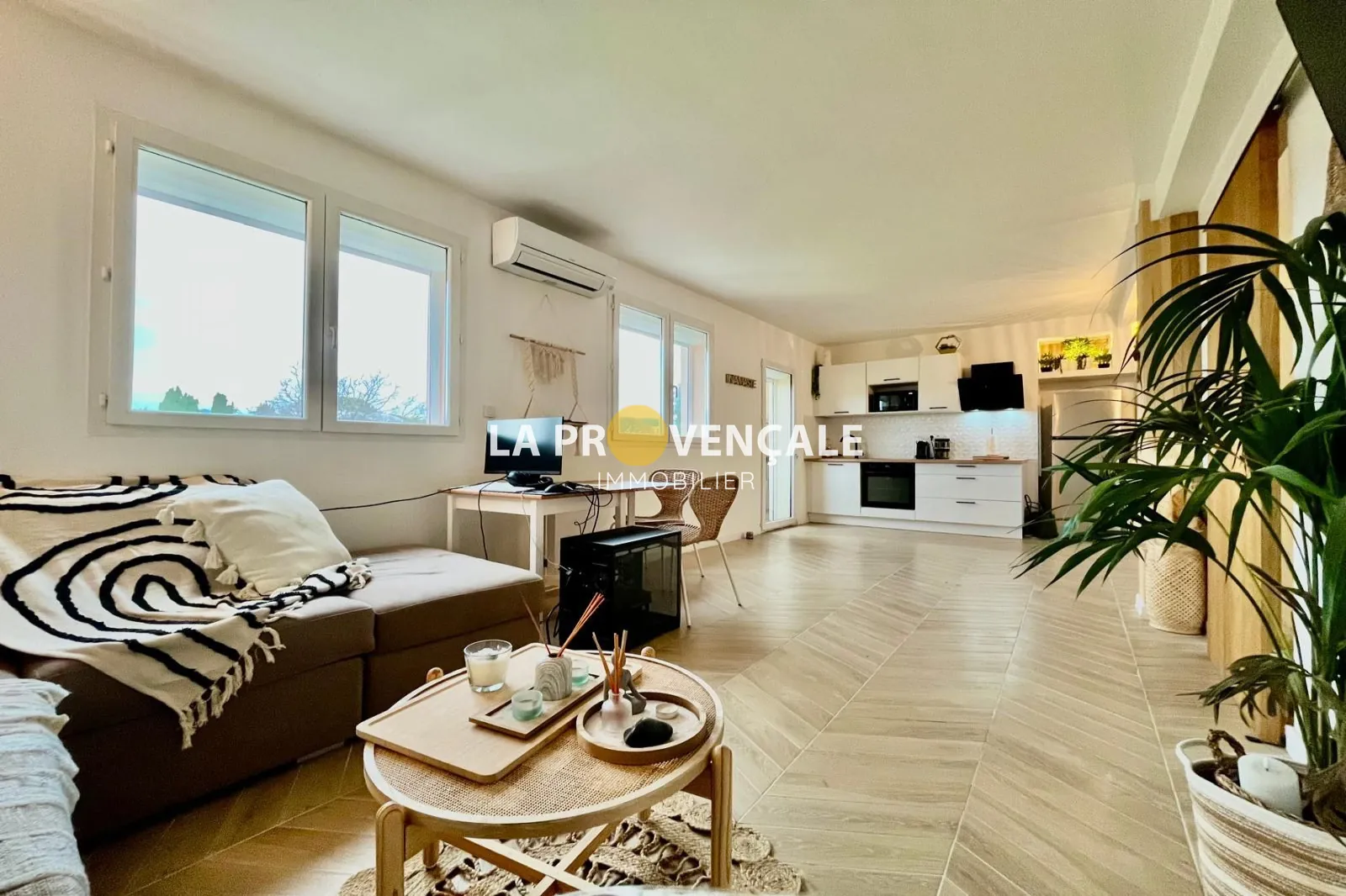 Appartement T2 rénové à La Ciotat près de la plage Lumière 