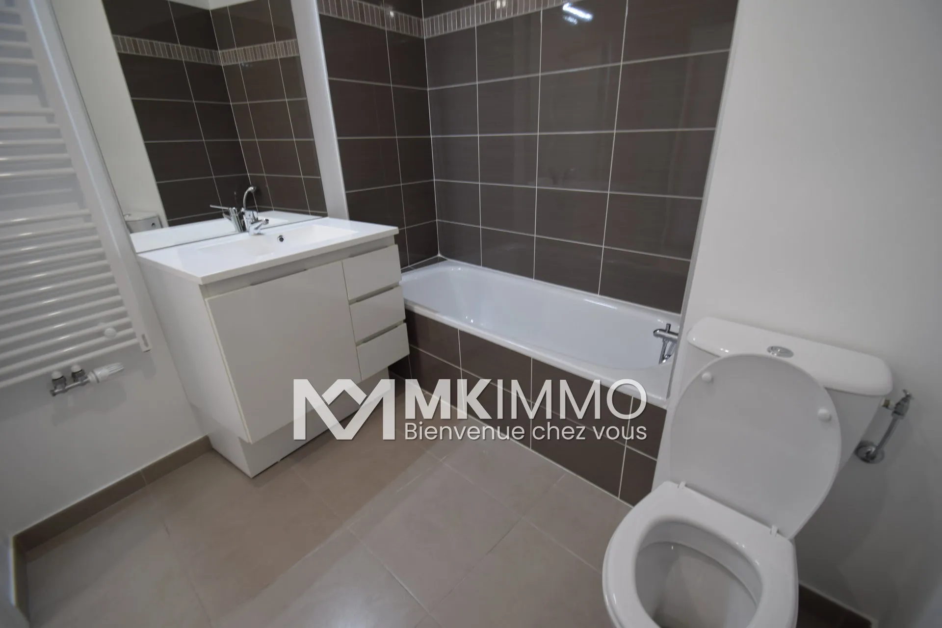 Bel appartement de 62 m² avec terrasse en centre-ville de Saint Laurent du Var 