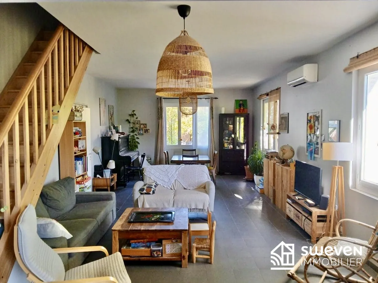 Maison rénovée avec jardin, garage et dépendance à Alan, proche Aurignac et Boussens 