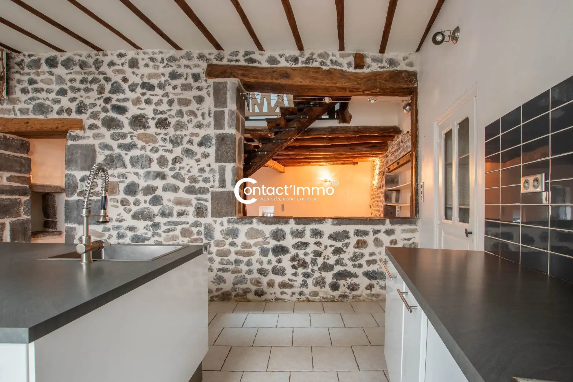 Maison rénovée de 92,50 m² avec 2 chambres à Beaumont 