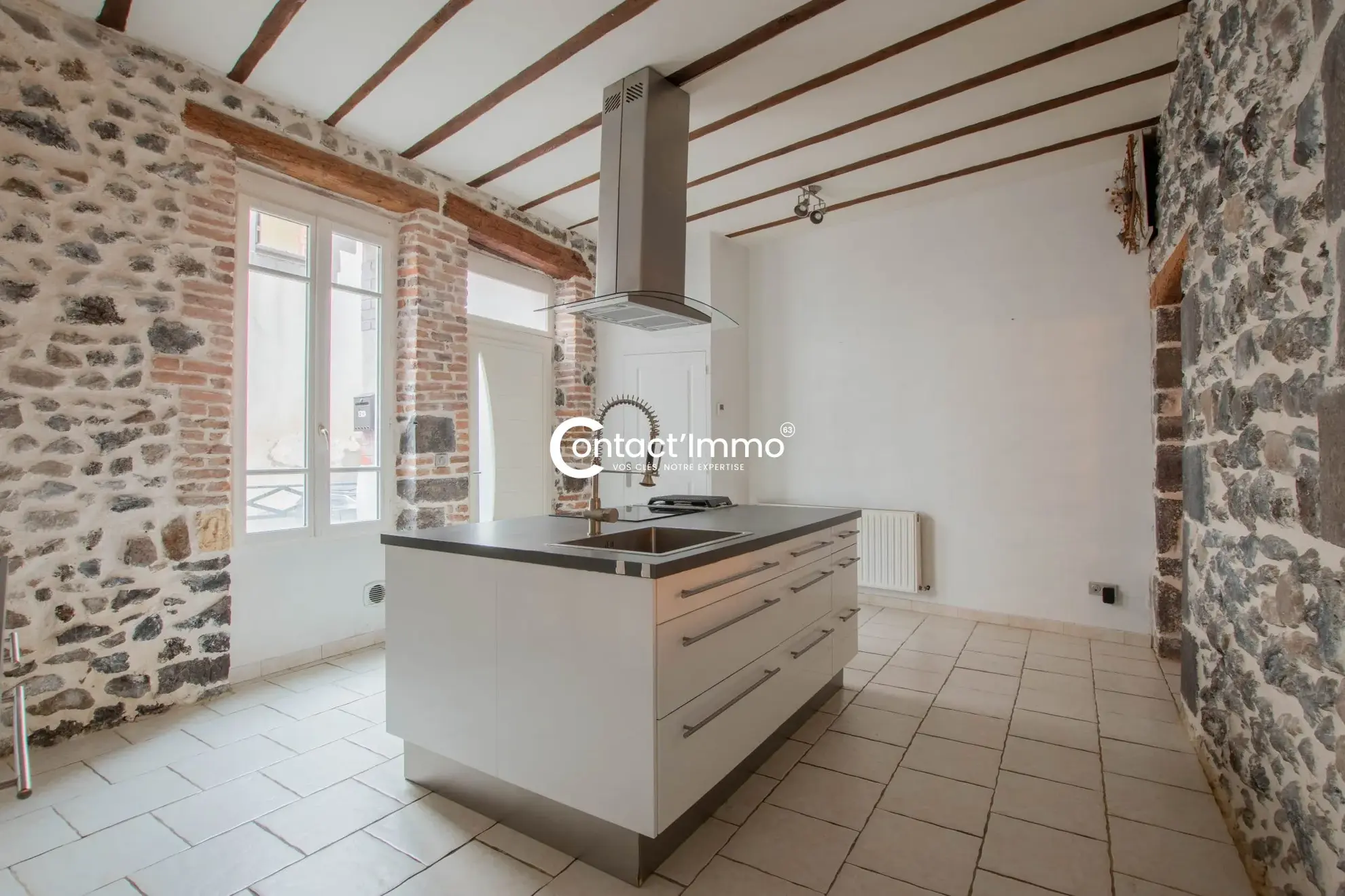 Maison rénovée de 92,50 m² avec 2 chambres à Beaumont 