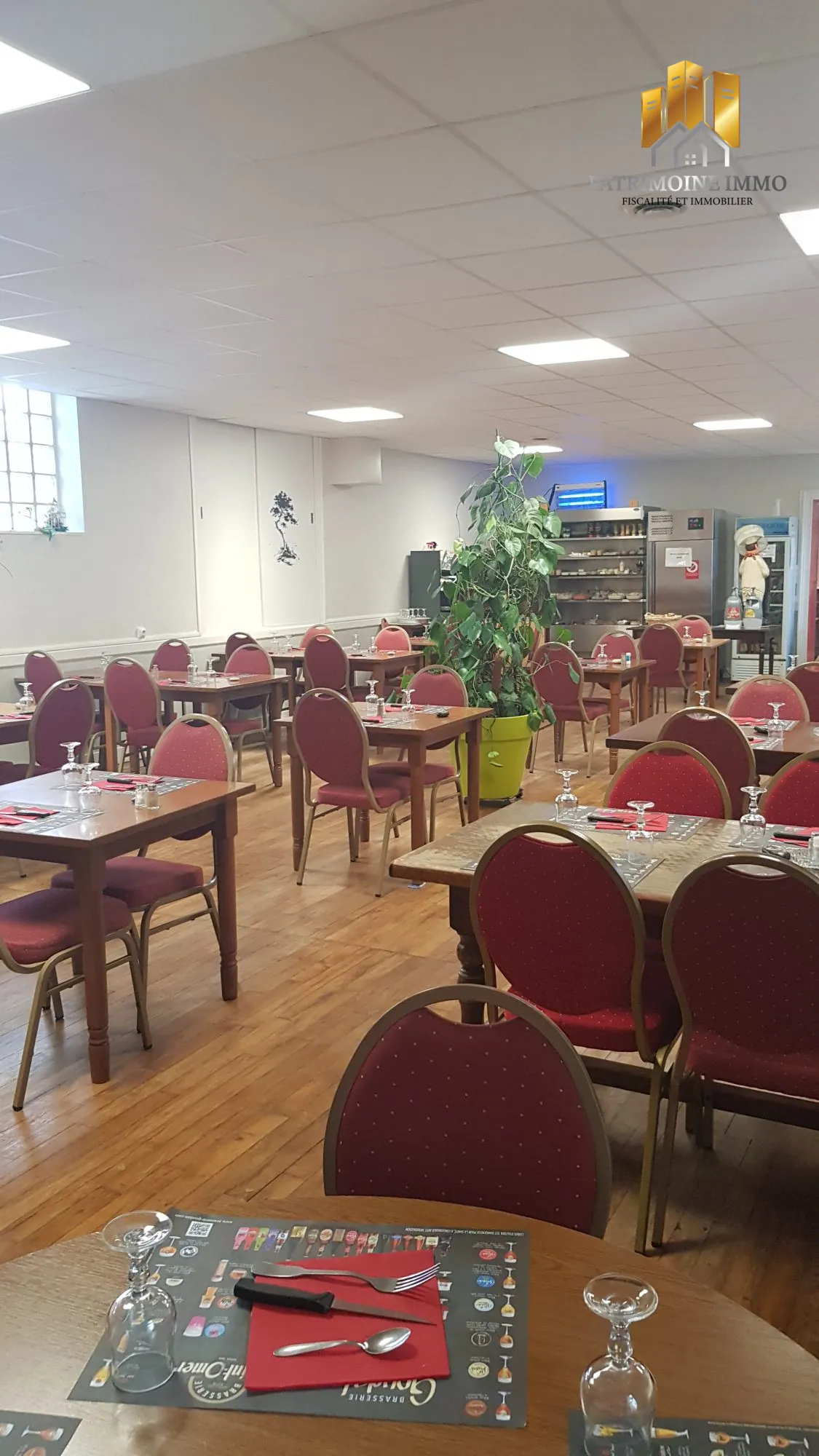 Fonds de commerce restaurant avec appartement à Luceau, Sarthe 
