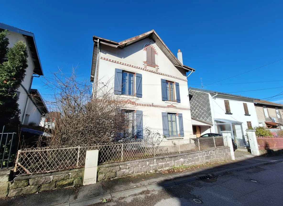 Belle maison à rénover de 132 m² à Chantraine avec terrain et plein d’atouts