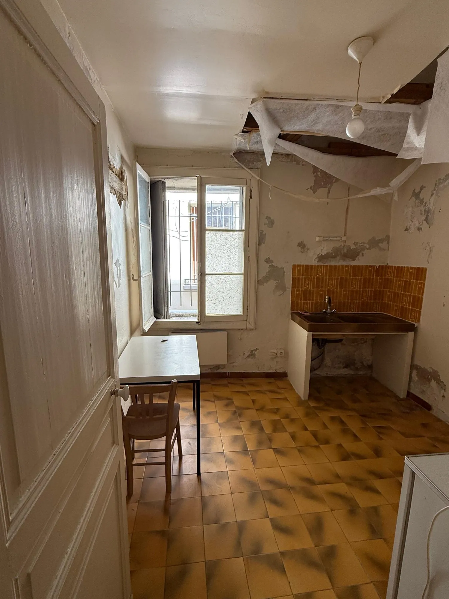 Appartement à rénover dans le centre historique de Montpellier - Investissement locatif