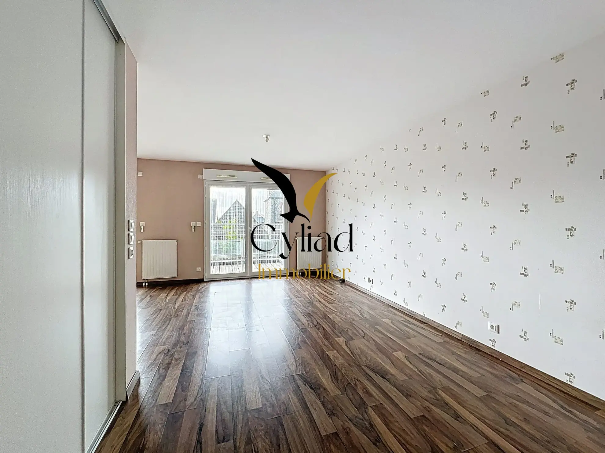 Studio lumineux de 34 m² à Saint-Méloir-des-Ondes avec balcon et parking sécurisé 