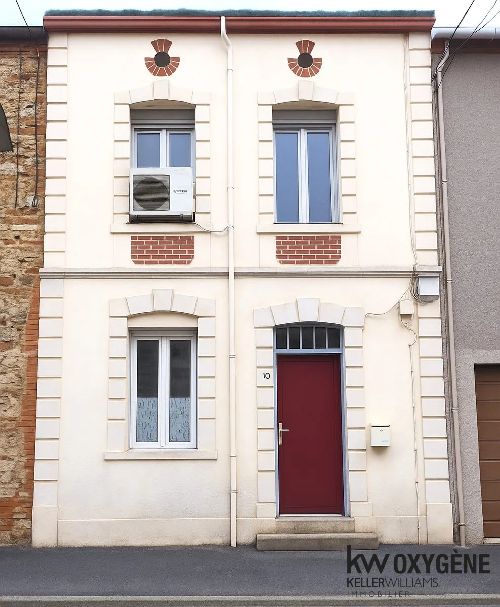 Maison de village rénovée à Pollestres avec 3 chambres et charme authentique