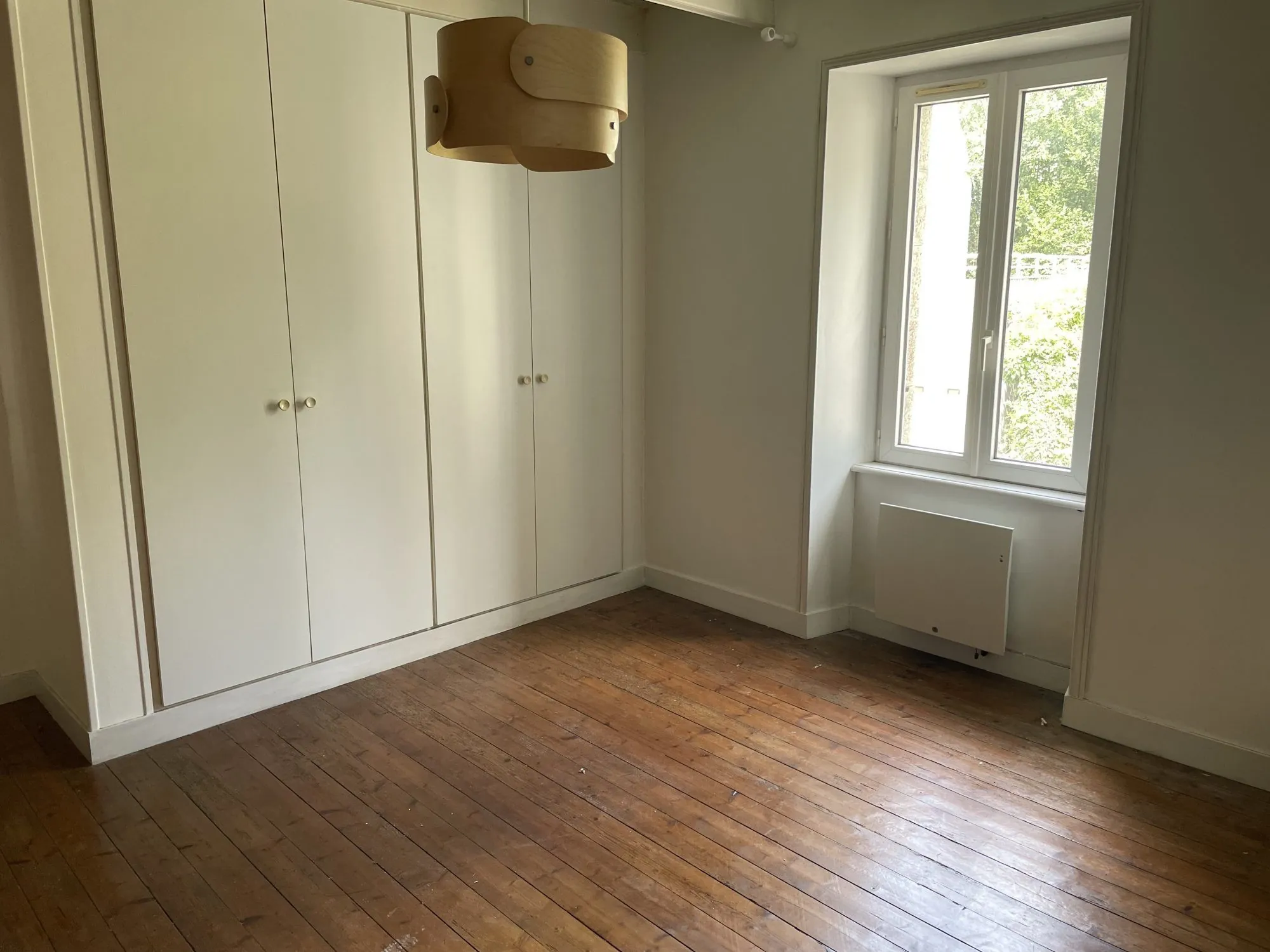 Maison individuelle de 102 m² avec jardin à Brasparts – Bien ancien et chaleureux 