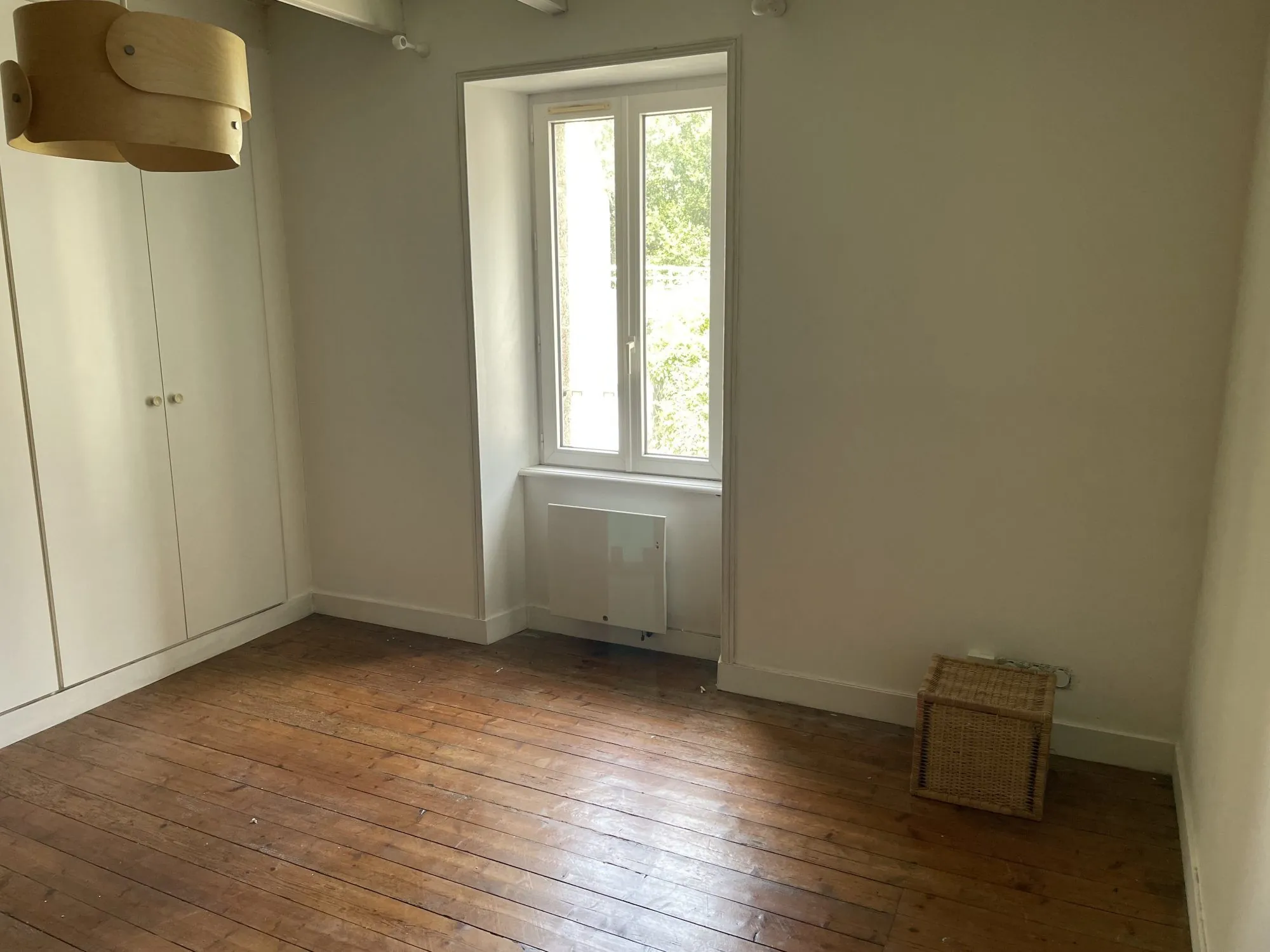 Maison individuelle de 102 m² avec jardin à Brasparts – Bien ancien et chaleureux 