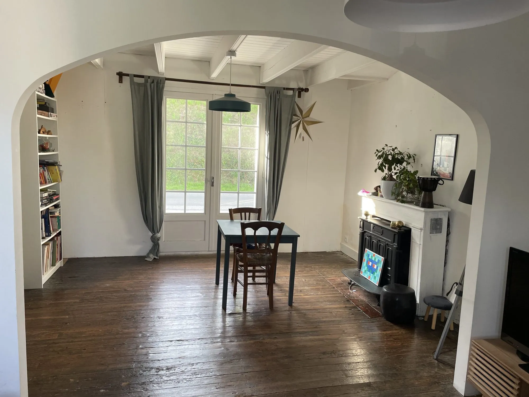 Maison individuelle de 102 m² avec jardin à Brasparts – Bien ancien et chaleureux 