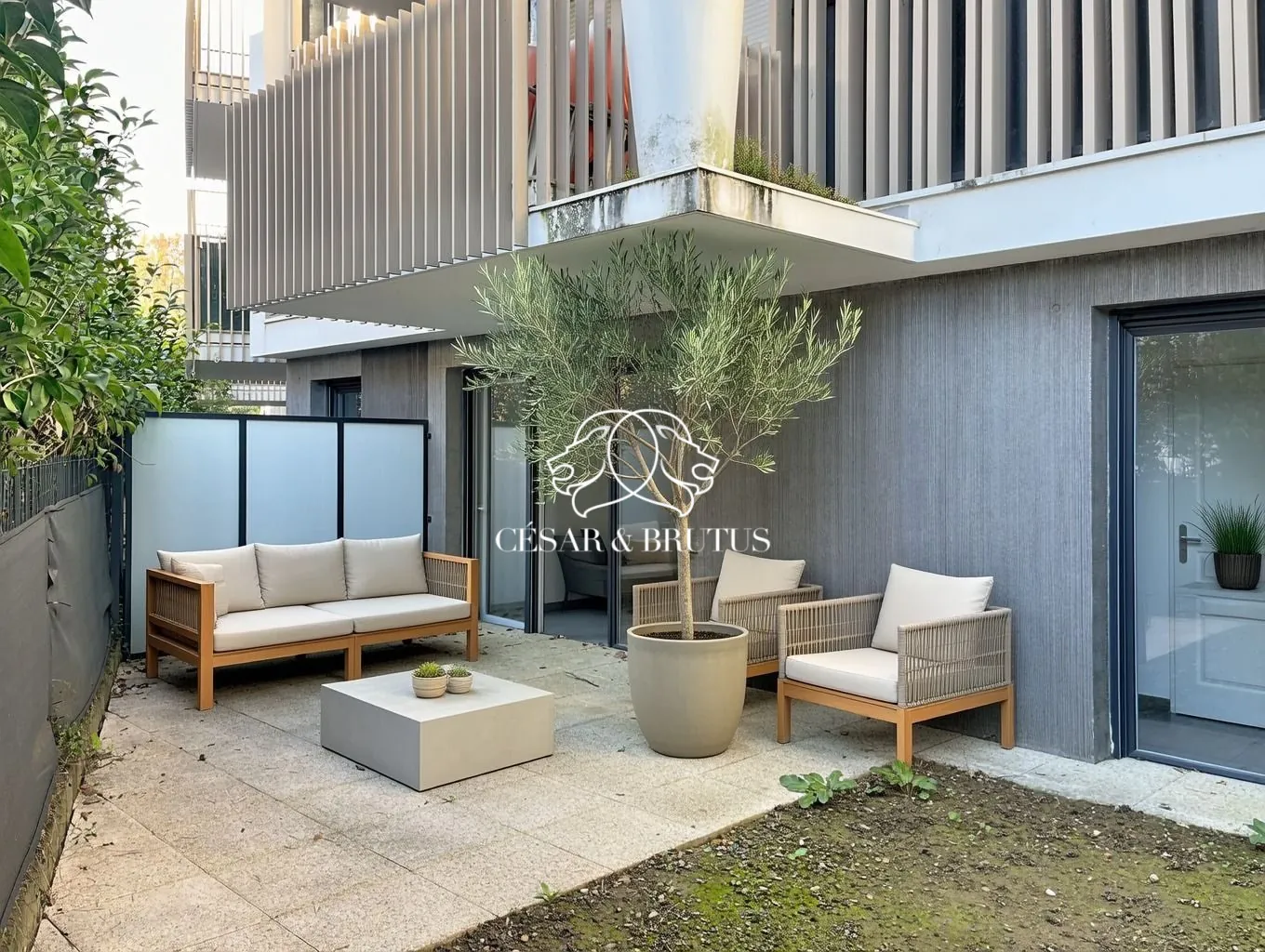 Appartement T2 de standing avec terrasse et jardin à Écully – Proche commodités 