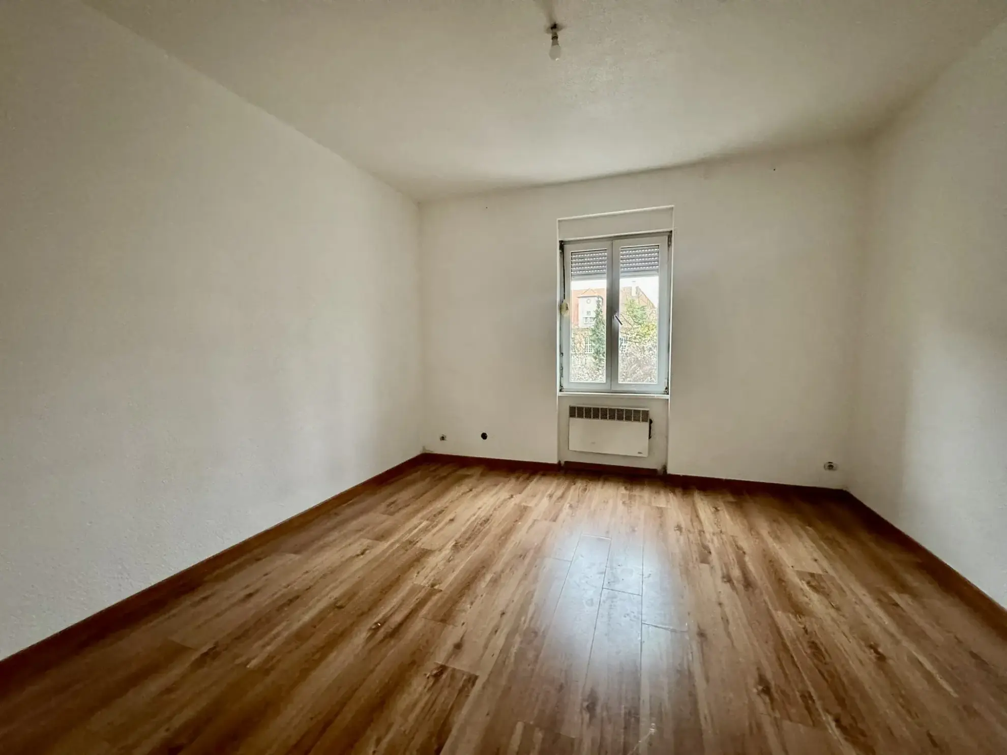 Appartement 3 pièces à Strasbourg à rafraîchir – Avenue du Neuhof 