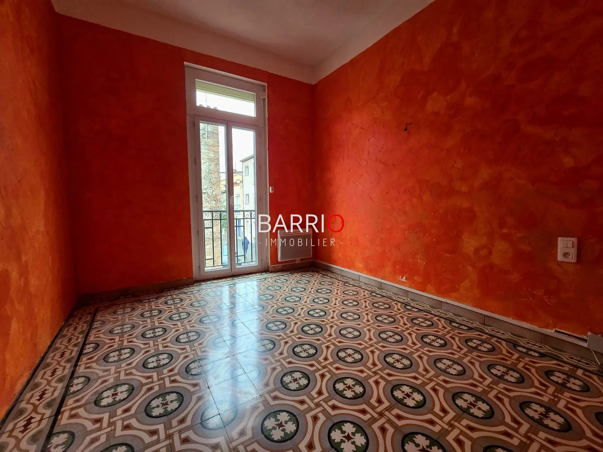 Maison de village lumineuse avec grand garage à Argelès-sur-Mer