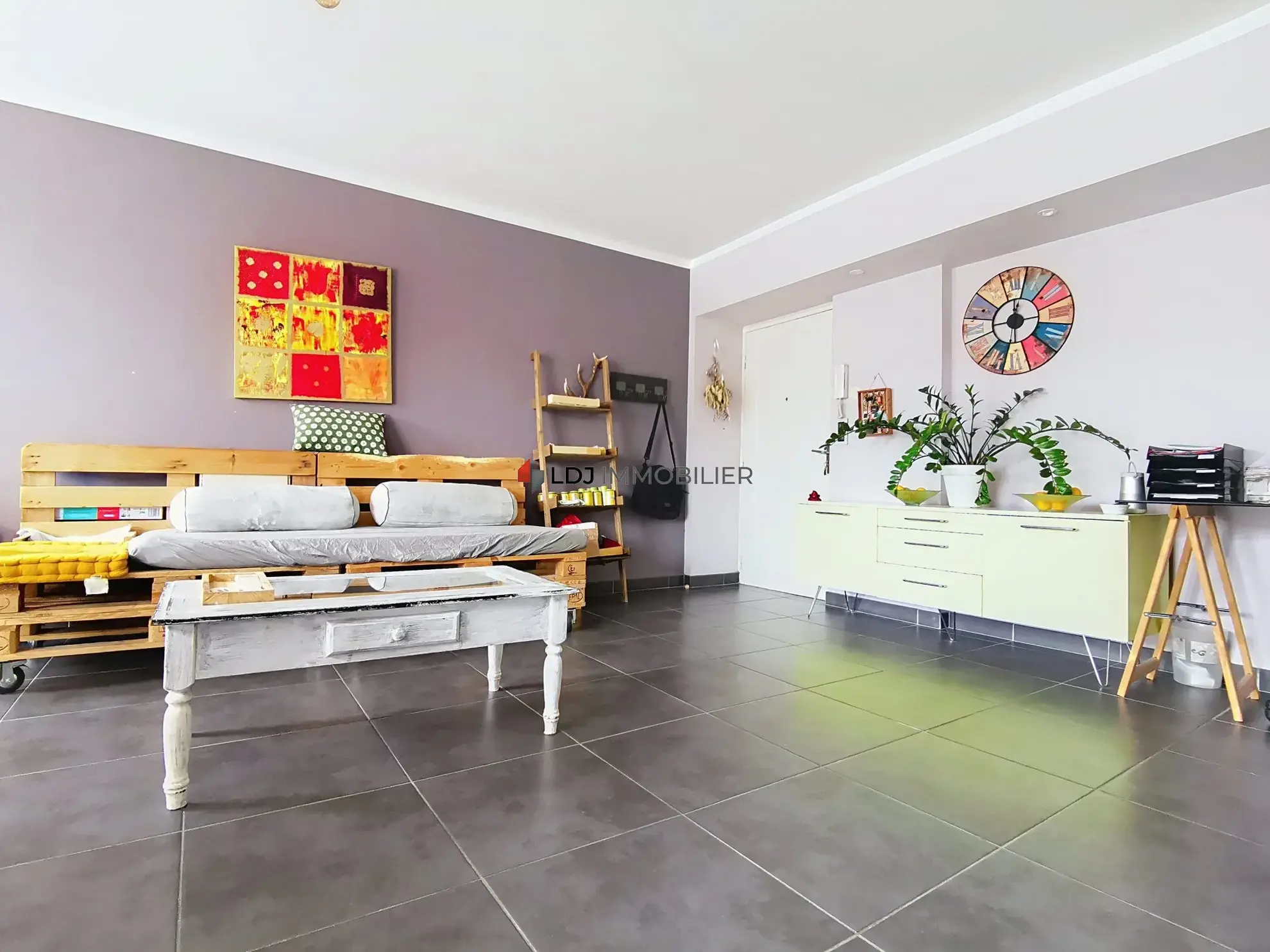 Bel appartement F3 lumineux avec balcon, garage et cave à Perpignan 