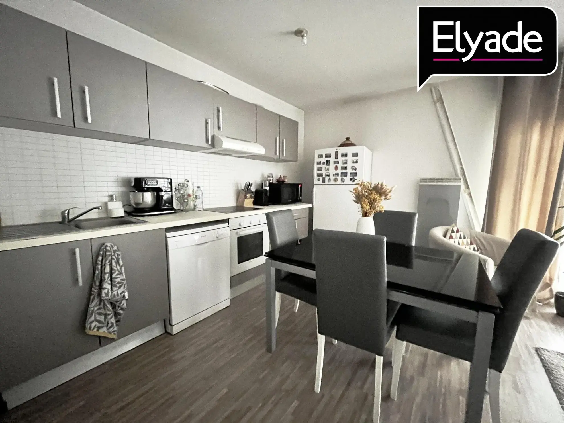 Vente appartement T2 de 44 m² à Bordeaux proche tramway et Bastide 