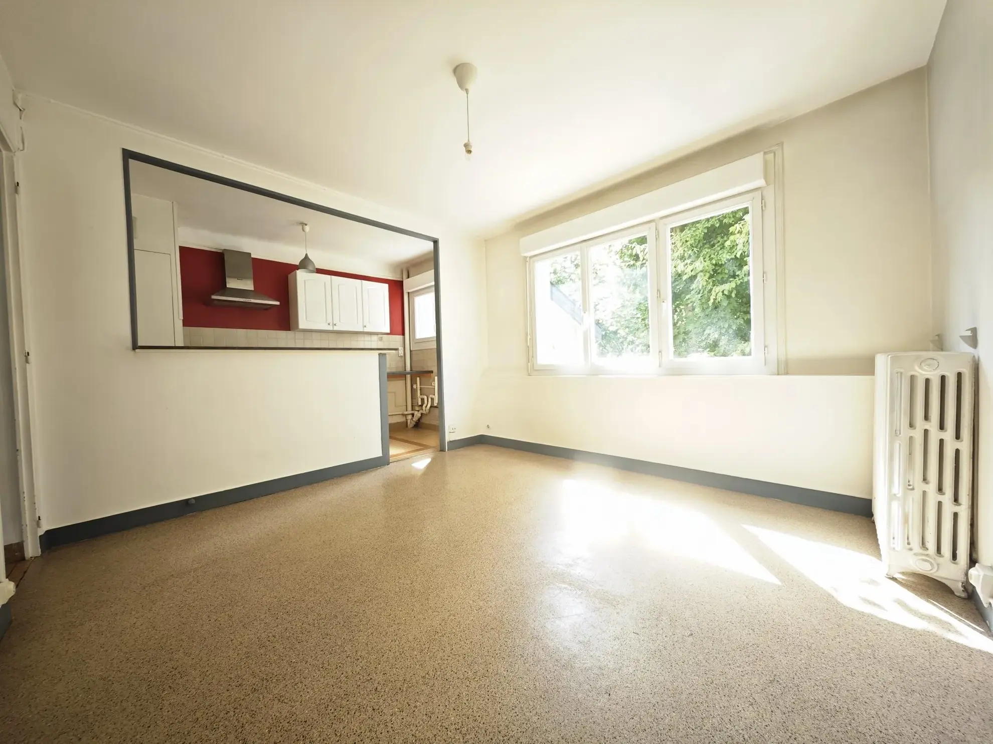 Bel Appartement T2 de 36 m² à Tours Gare Velpeau avec jardin collectif 
