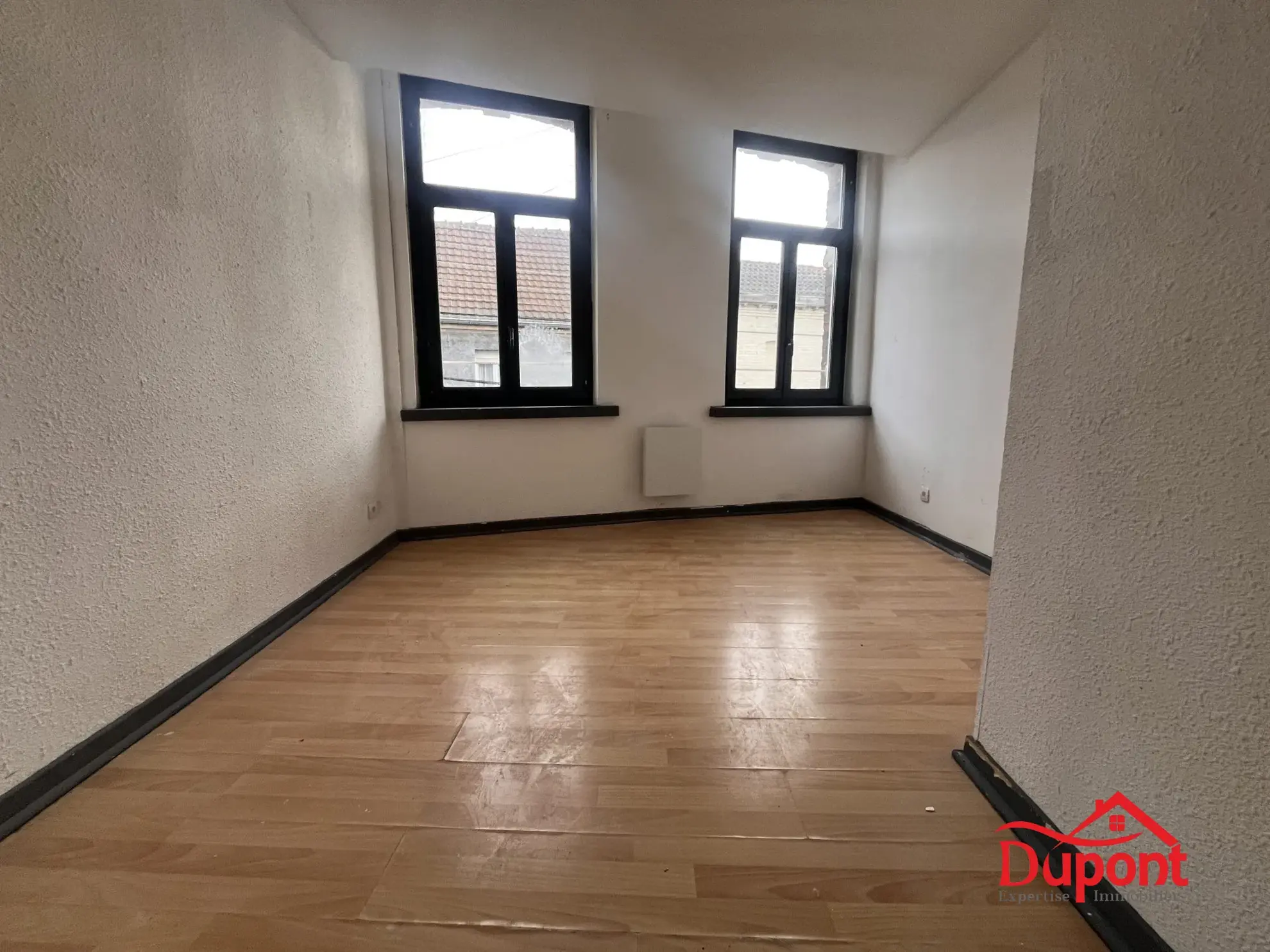 Opportunité d'investissement locatif à Denain avec revenu de 12 000 € par an 