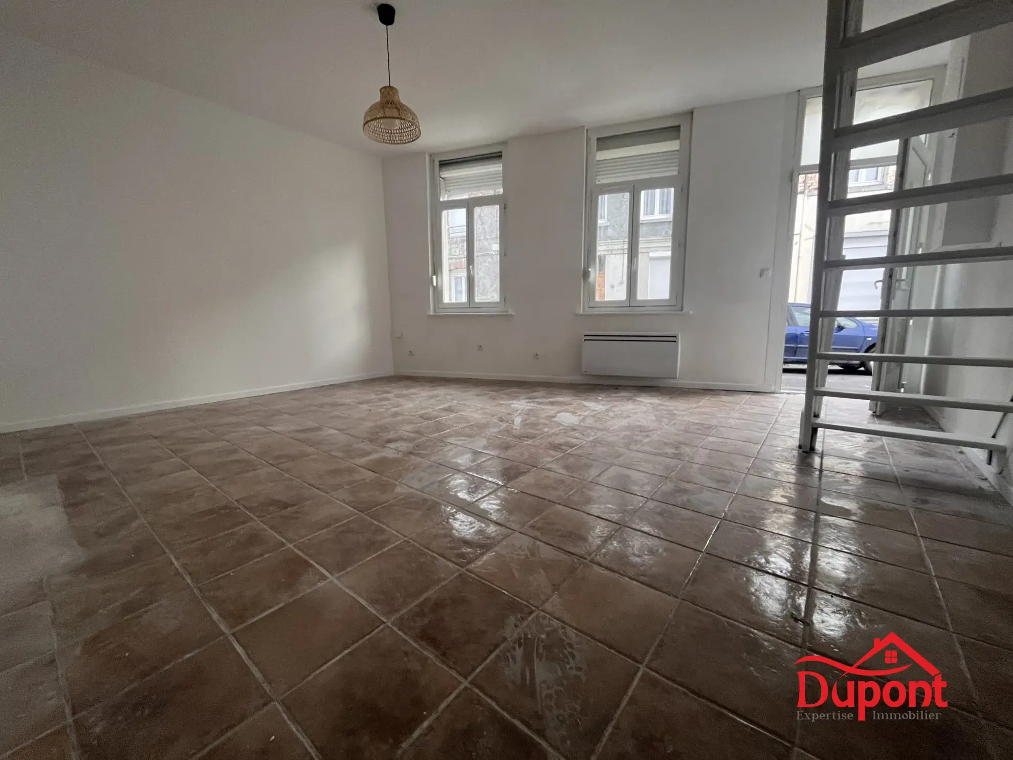 Opportunité d'investissement locatif à Denain avec revenu de 12 000 € par an