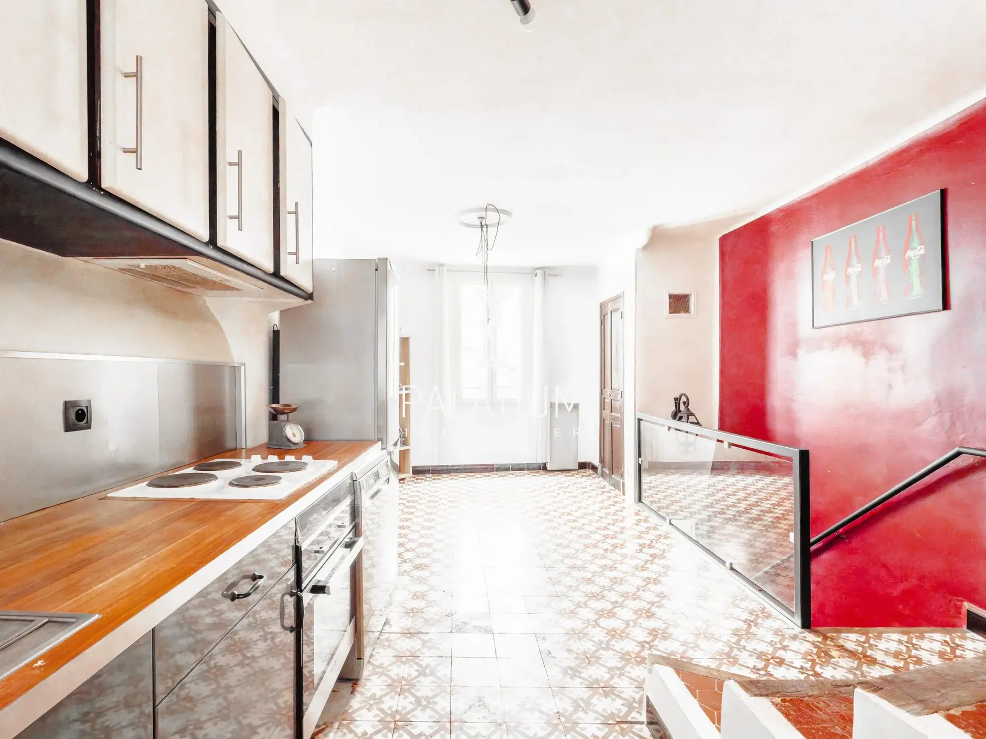 Maison de ville à Manosque de 67,65 m² avec garage, idéalement située en centre-ville 