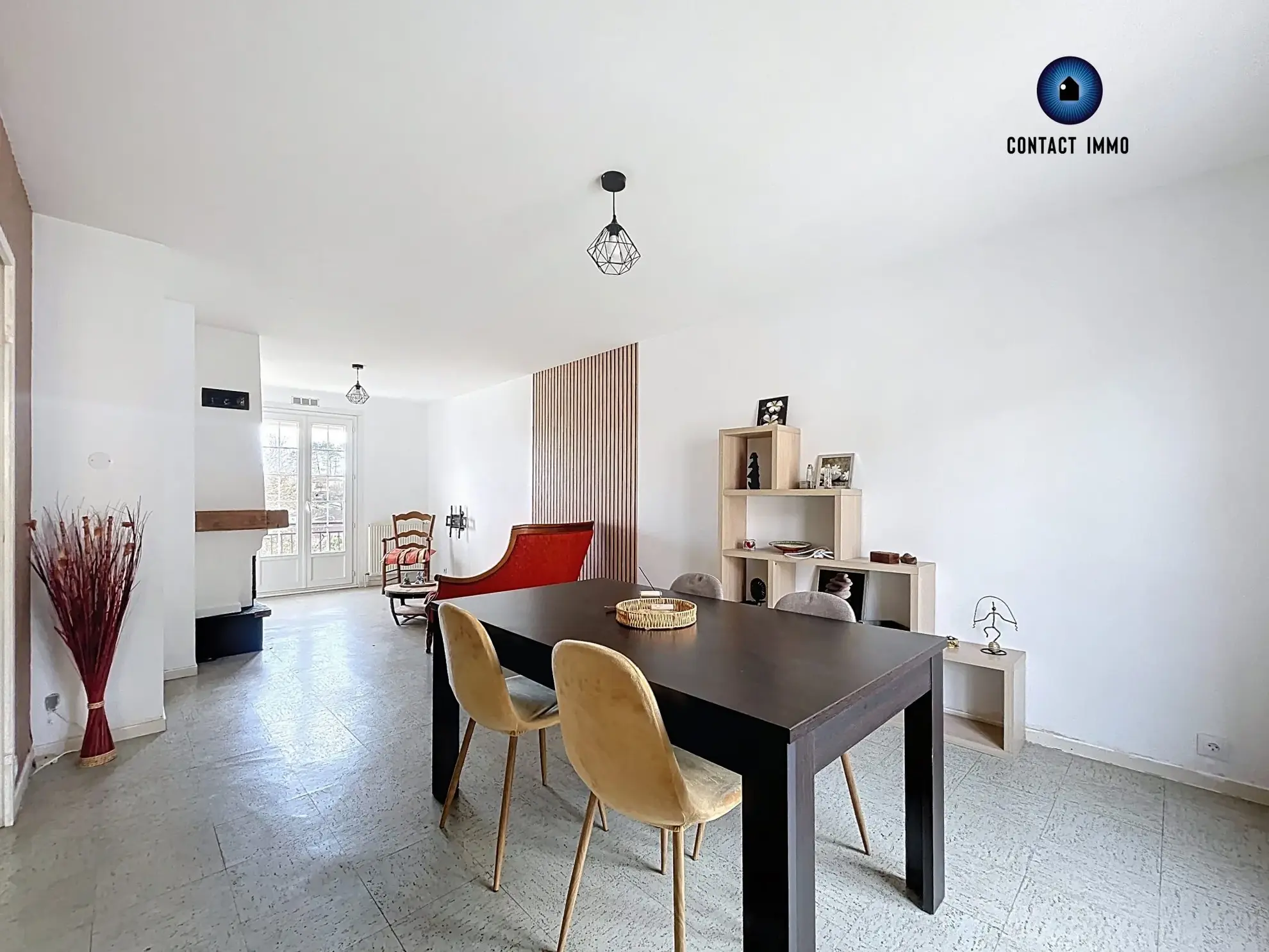 Charmante maison avec terrasse, garage et jardin à Malemort-sur-Corrèze