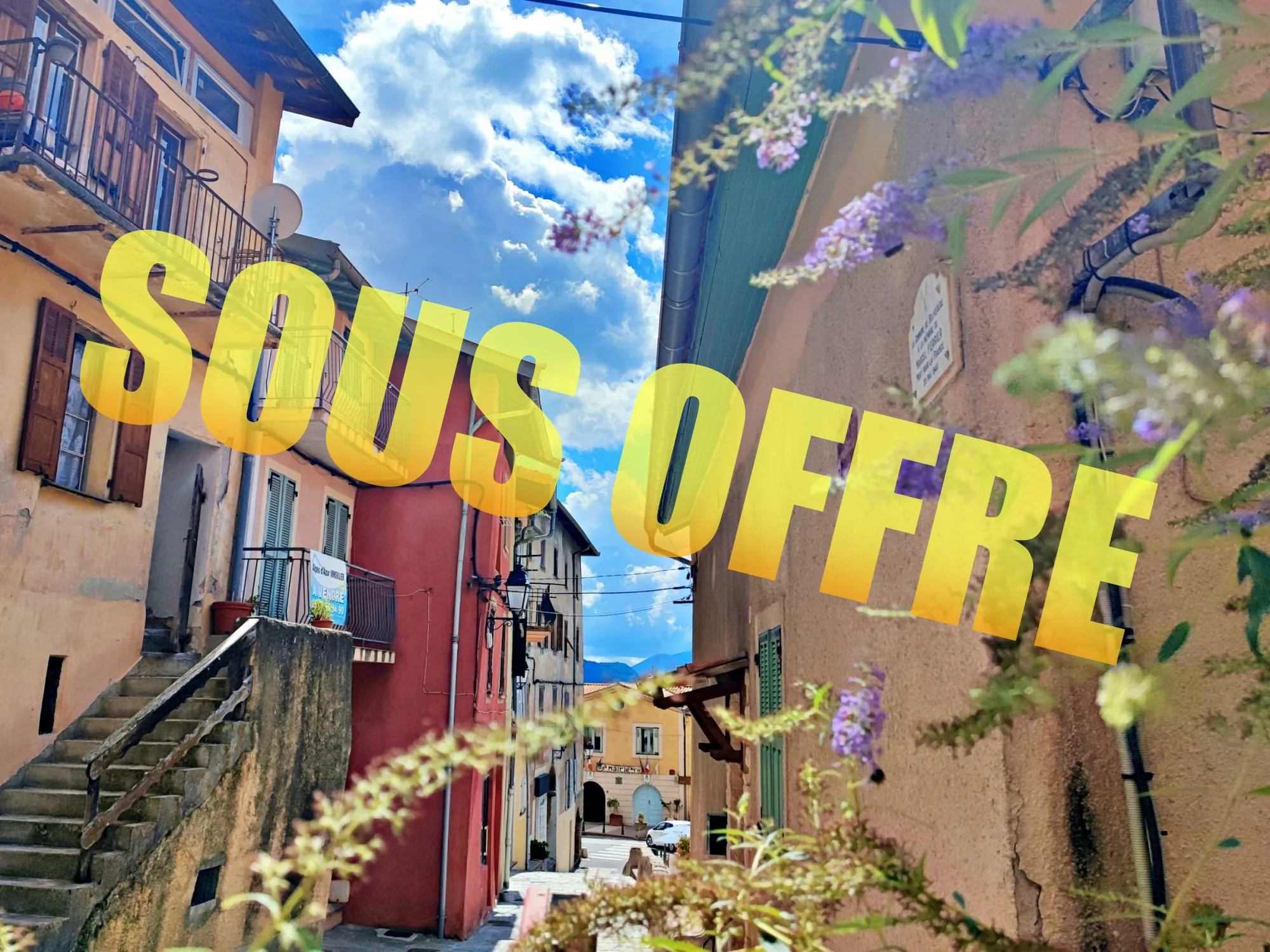 Belle maison de village rénovée à Belvédère avec vue et potentiel