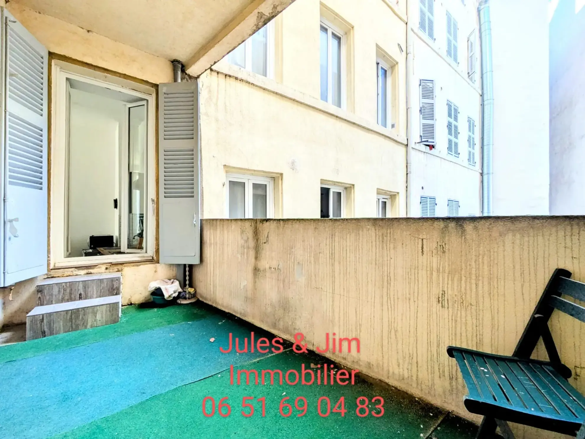 Appartement Type 2 de 30 m² au cœur de Marseille avec balcon 
