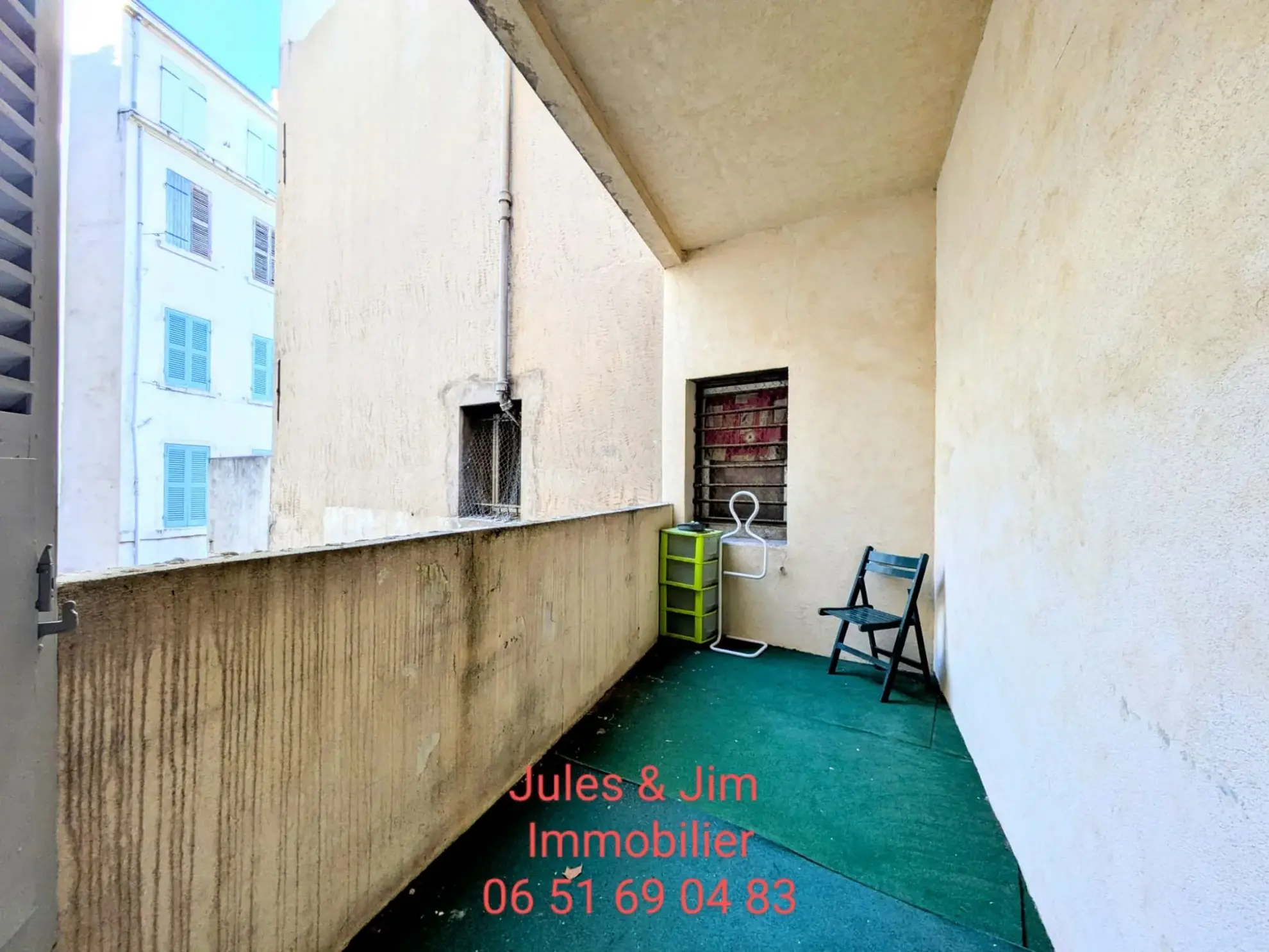 Appartement Type 2 de 30 m² au cœur de Marseille avec balcon 