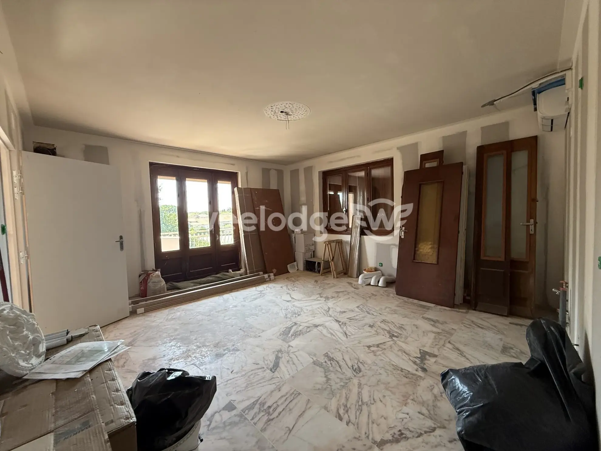 Appartement T3 rénové avec terrasse et vue sur lac à Tournefeuille - Spacieux et lumineux 