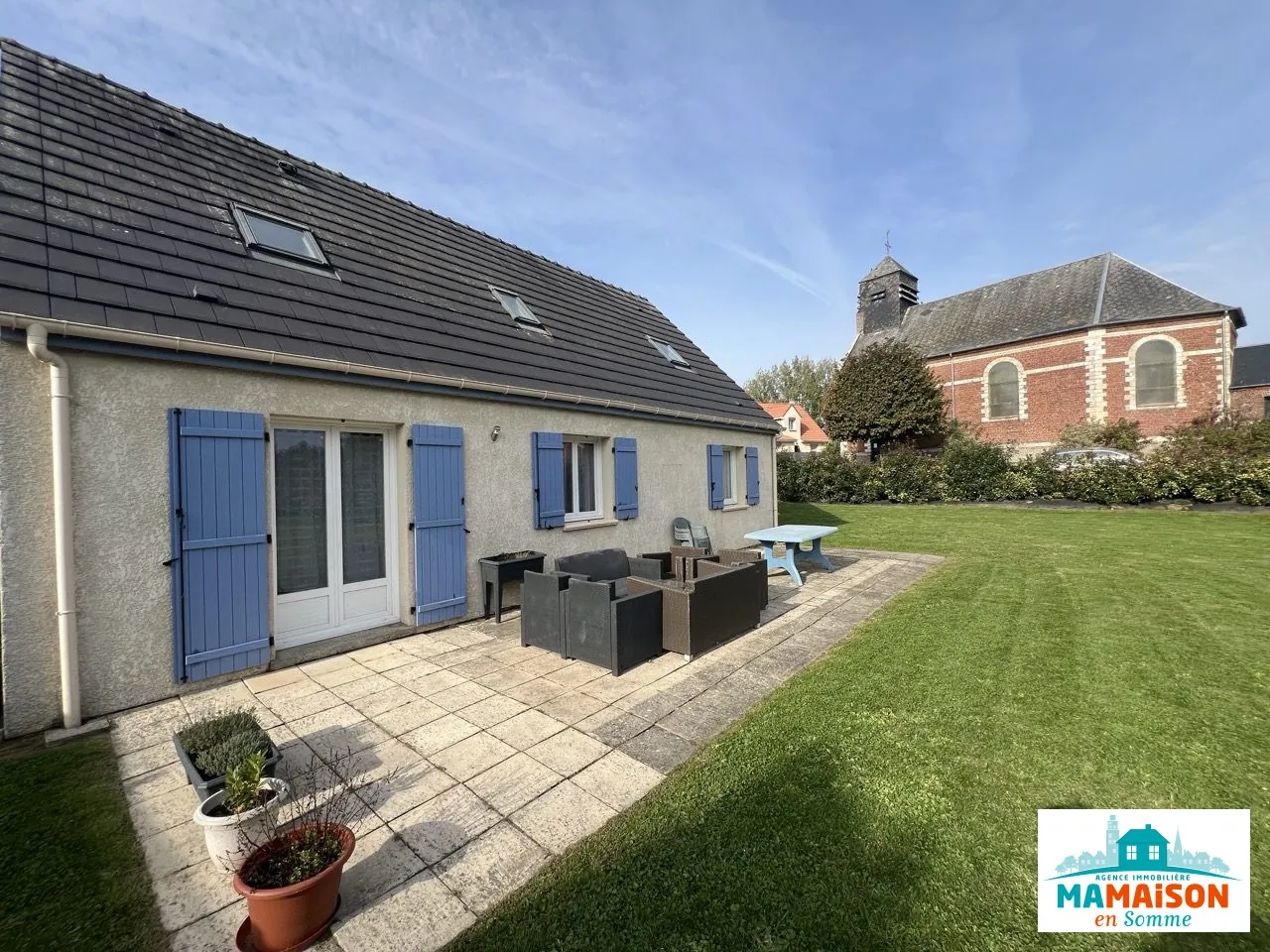 Maison individuelle à Courcelles-au-Bois – 5 chambres, construction 2008, jardin et terrasse