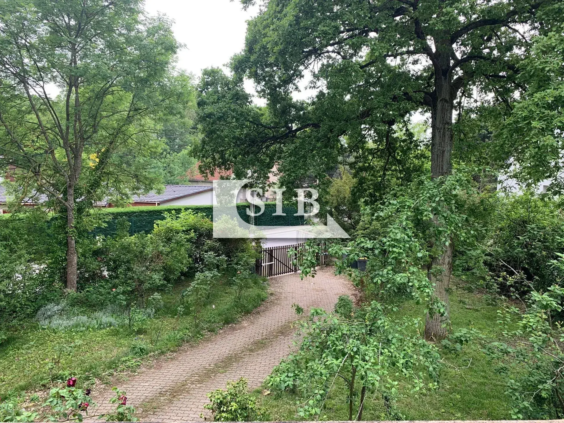 Terrain constructible à Nozay, 474 m², prêt pour bâtir