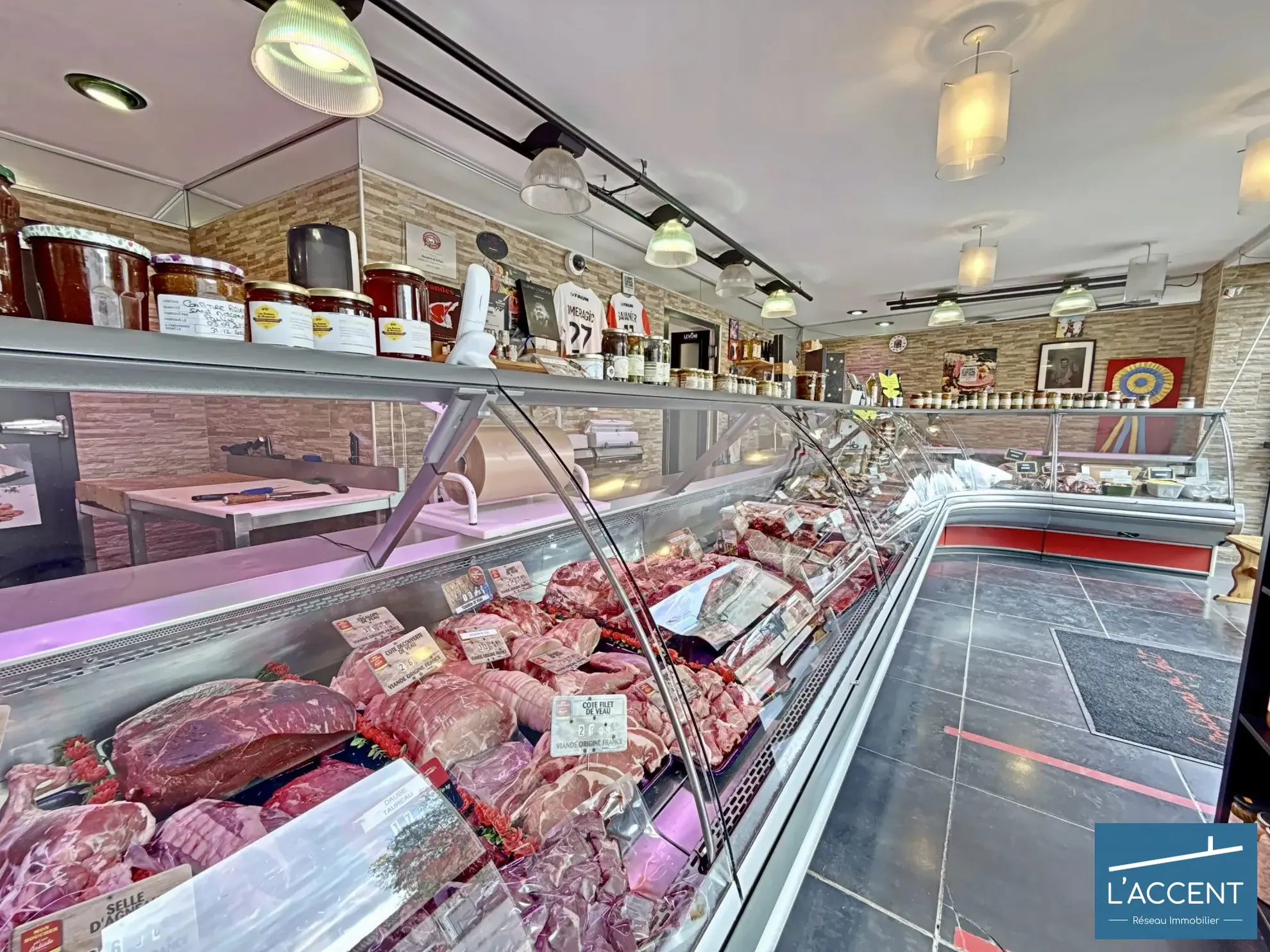 Boucherie Traiteur à Vendre à Aimargues avec Matériel Professionnel et Bail Neuf 