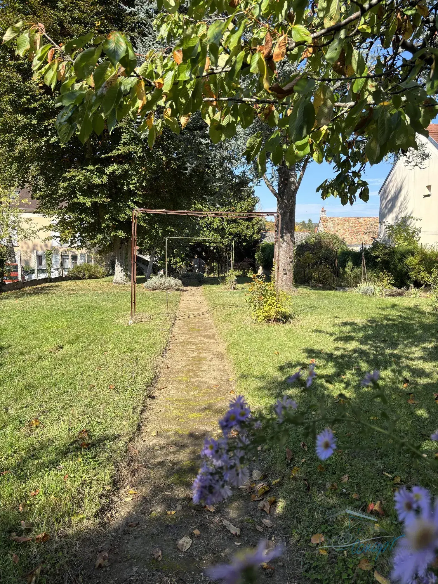 Terrain à bâtir à Janville-sur-Juine avec façade de 19 m - Zone UB 