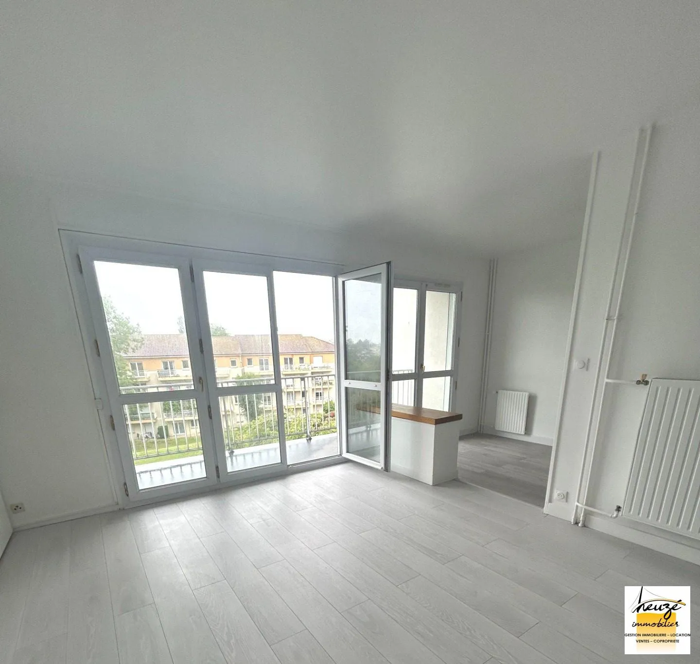 Appartement rénové avec 3 chambres, balcon et parking à Le Havre, secteur Croix-Blanche