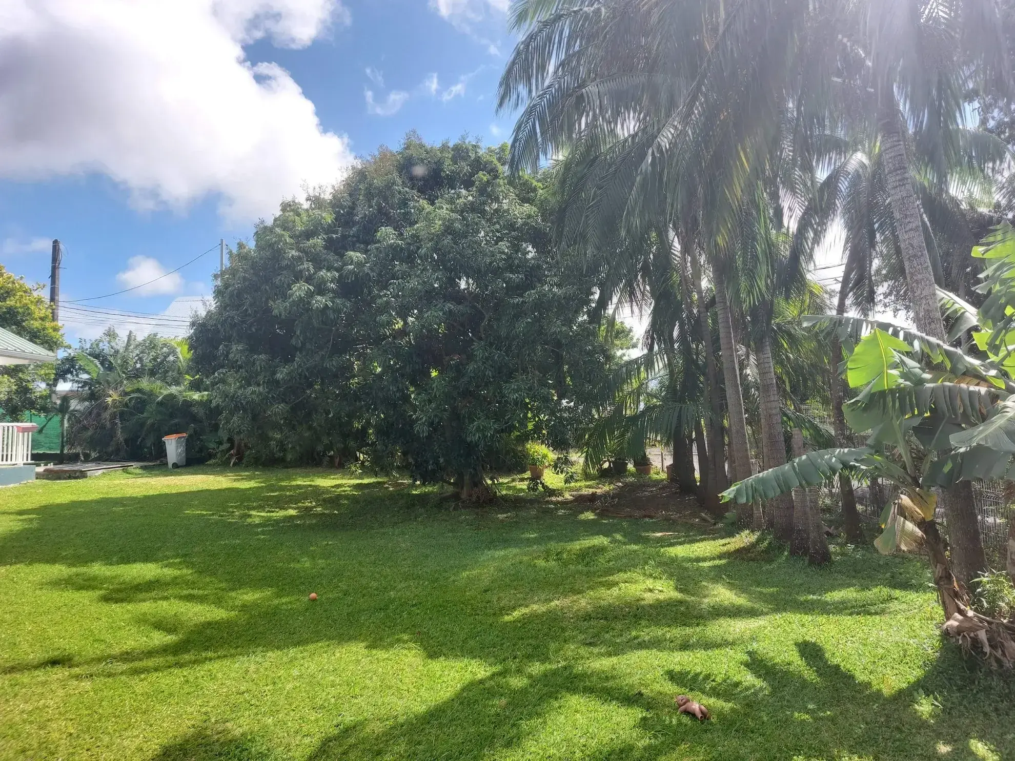 Terrain constructible de 279 m² à Saint-André, secteur Bras des Chevrettes