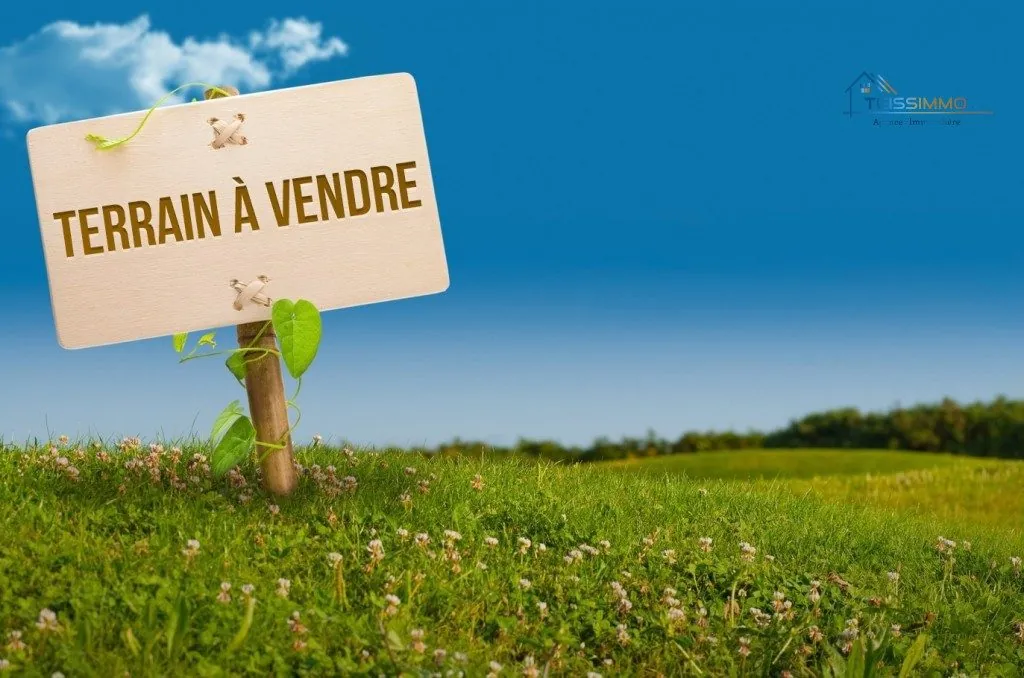 Terrain constructible de 279 m² à Saint-André, secteur Bras des Chevrettes 