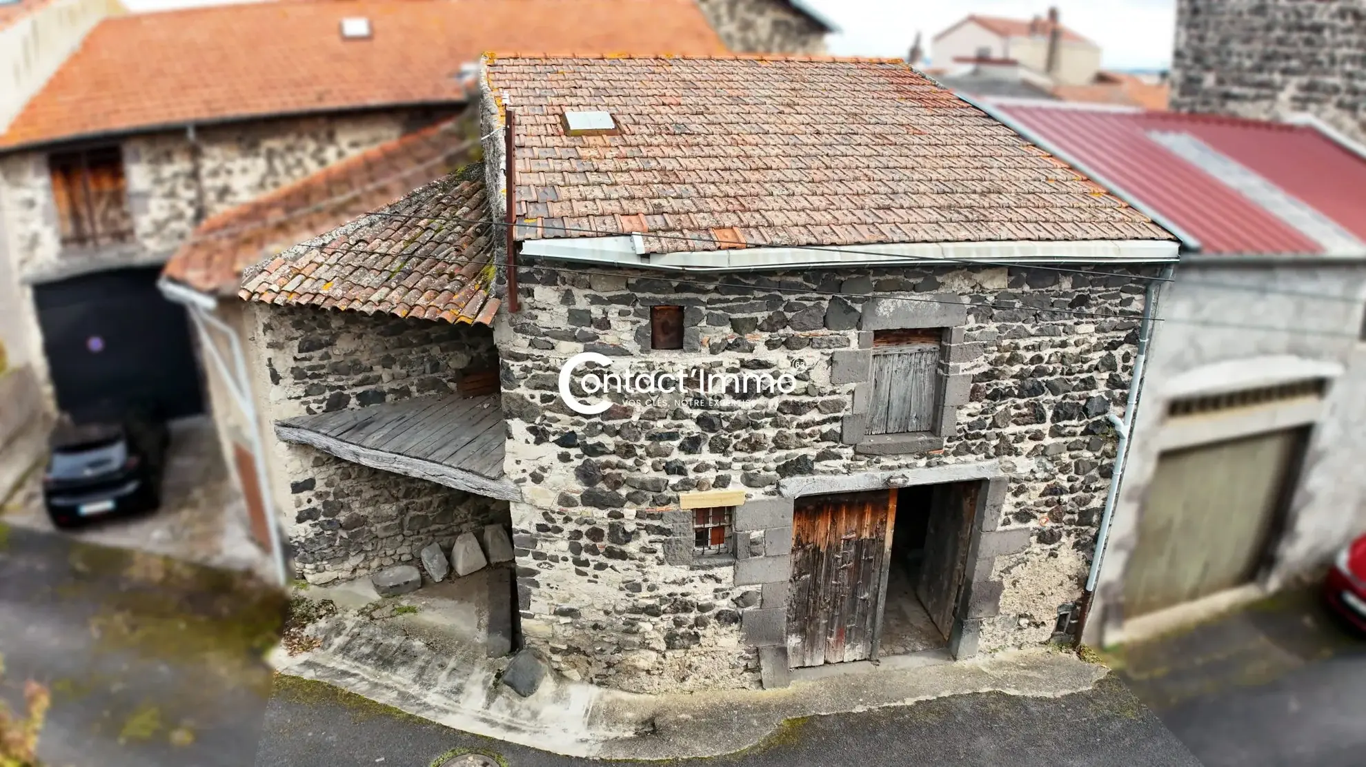 Grange en pierre avec cave à La Roche-Blanche - Projet de rénovation