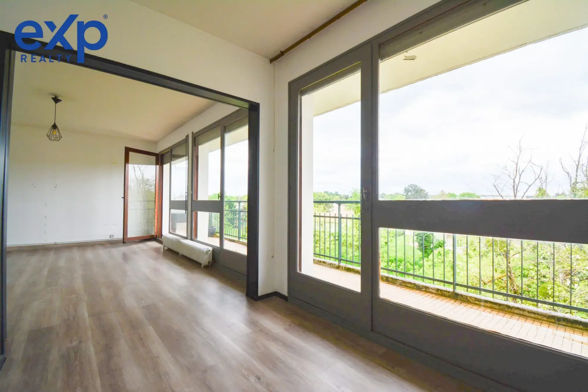 Appartement 5 pièces lumineux avec terrasse et cave à Langon