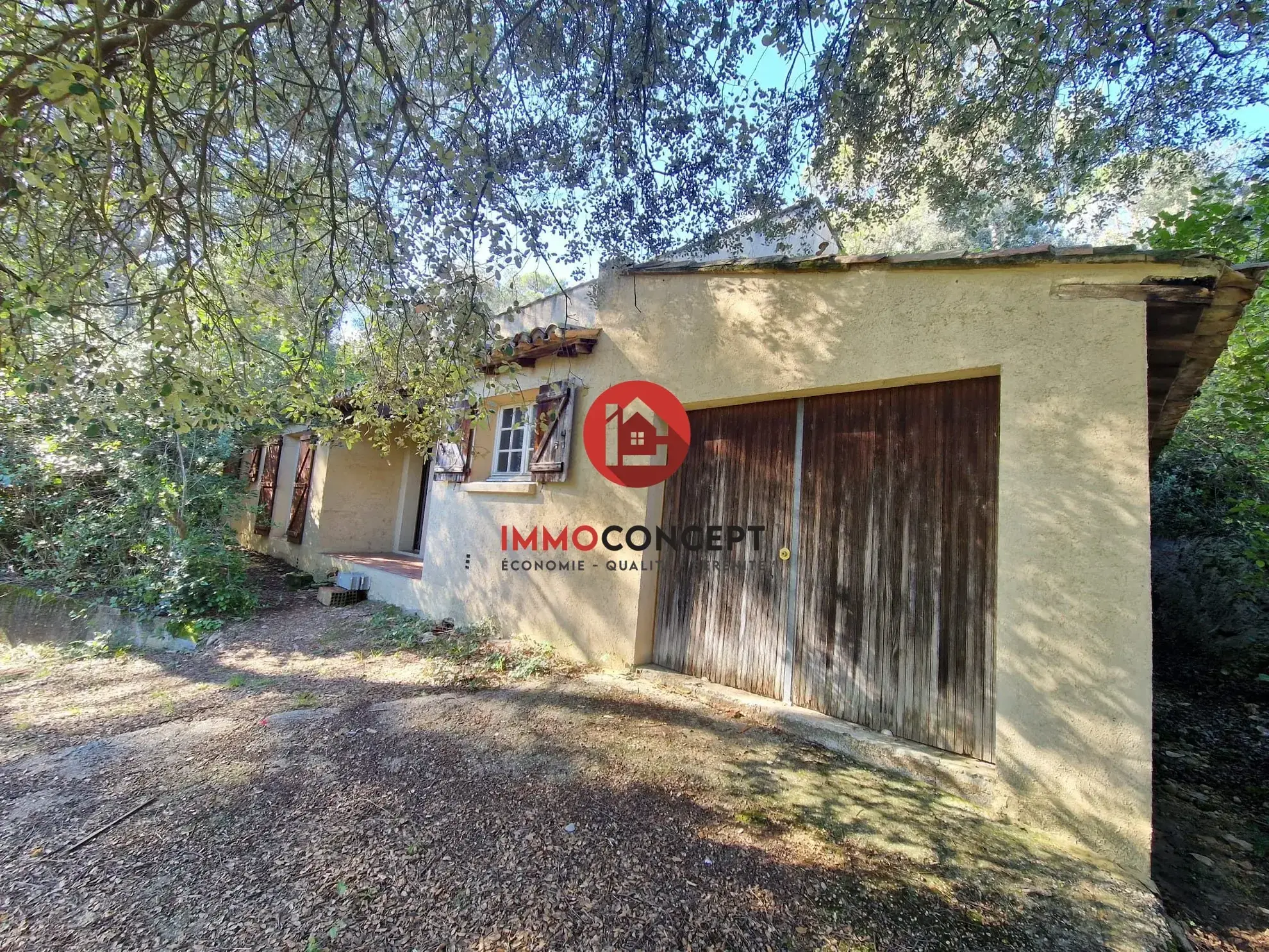 Maison T5 avec grand potentiel de rénovation à Bagnols-sur-Cèze