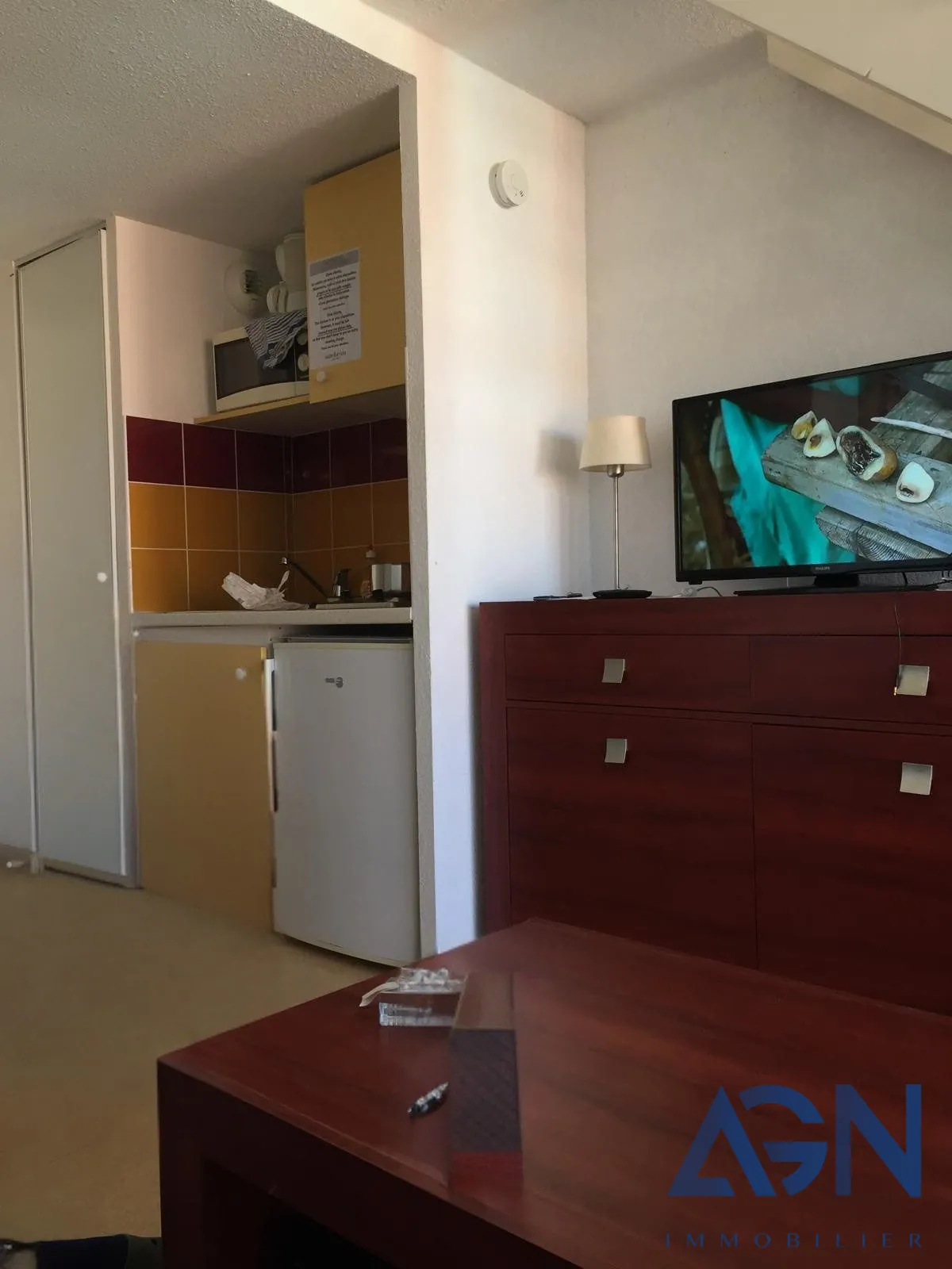 A vendre studio avec mezzanine, balcon et parking au centre-port du Cap d'Agde 