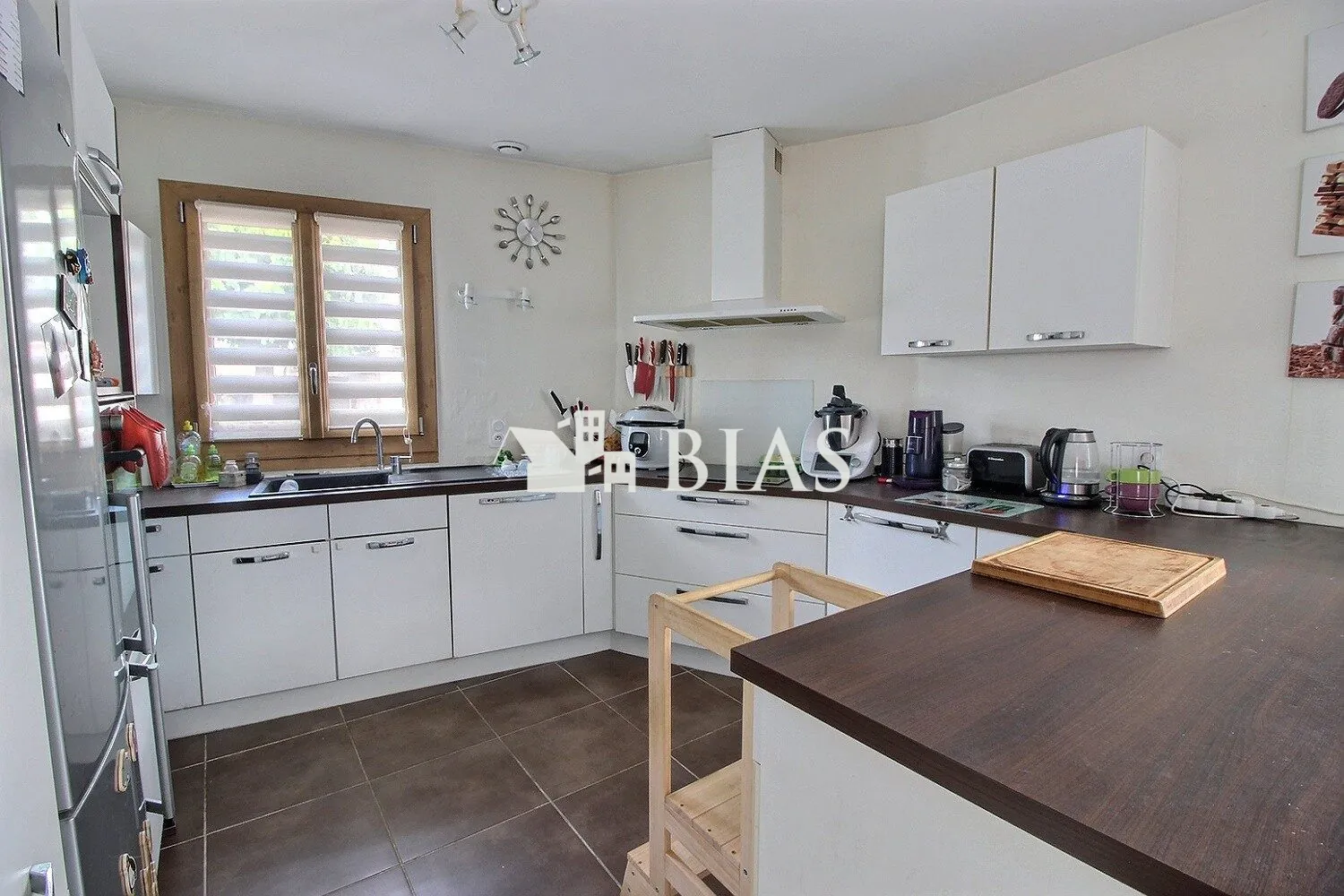 Maison jumelée à vendre à Caudebec-lès-Elbeuf avec jardin et stationnement 