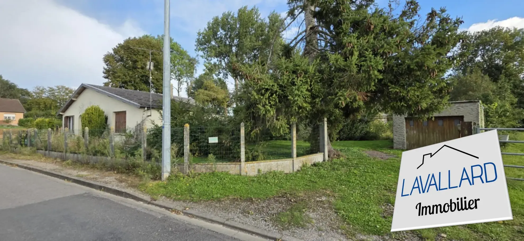 Maison à rénover de 90 m² avec jardin et garage à Talmas 