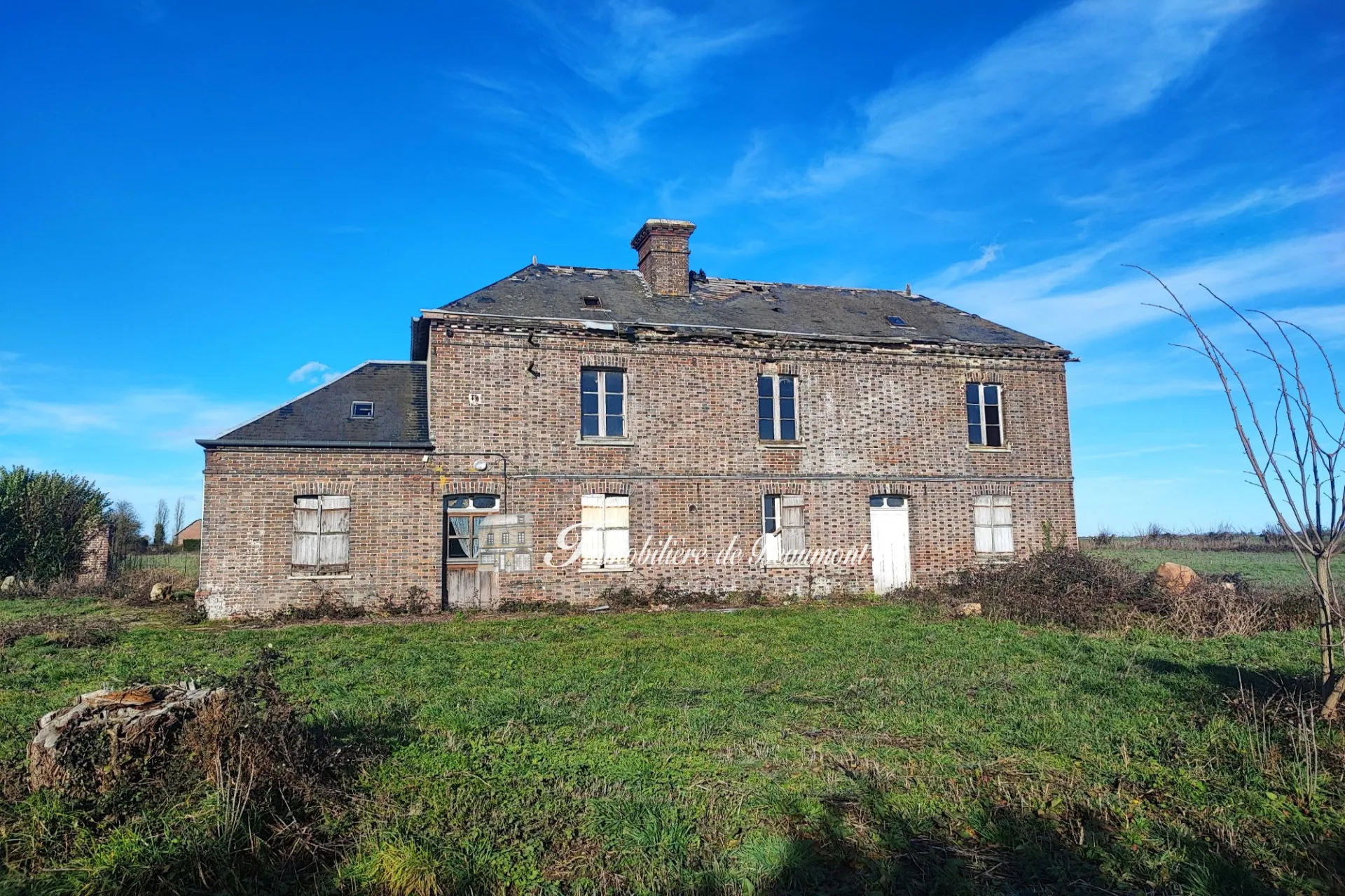 Maison à rénover en campagne près de Beaumont le Roger - 2147 m² de terrain 