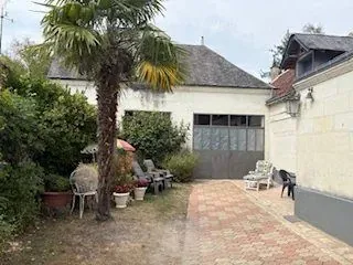 Magnifique maison en pierre avec jardin à Loches - Charme et potentiel 