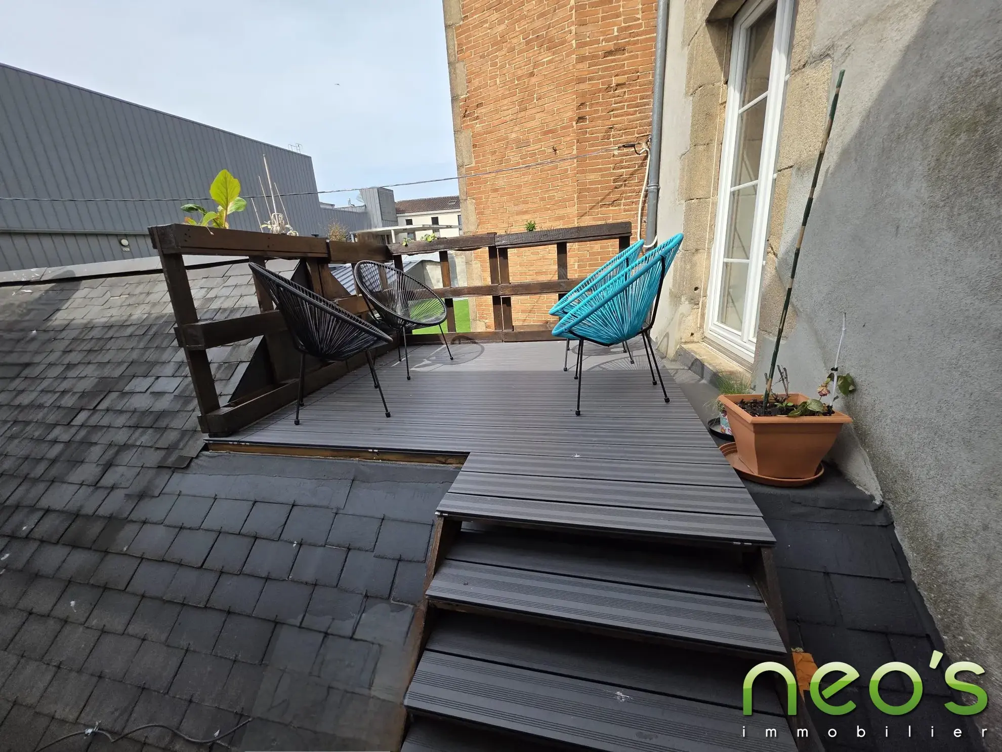 Appartement rénové avec terrasse au centre-ville de Cholet - 74m²